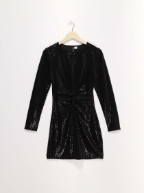 Платья H&M модель 0832323_чорний Фото