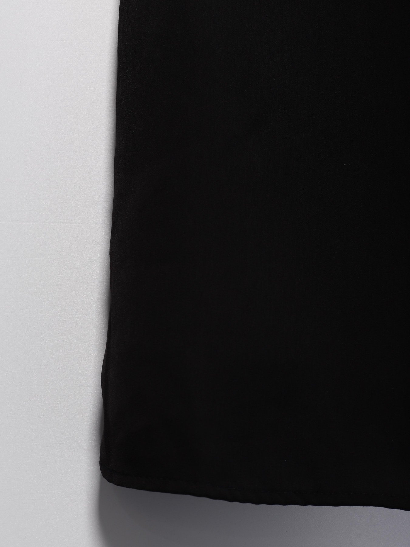 Платья H&M модель 0879242_чорний Платья H&M модель 0879242_чорний Фото