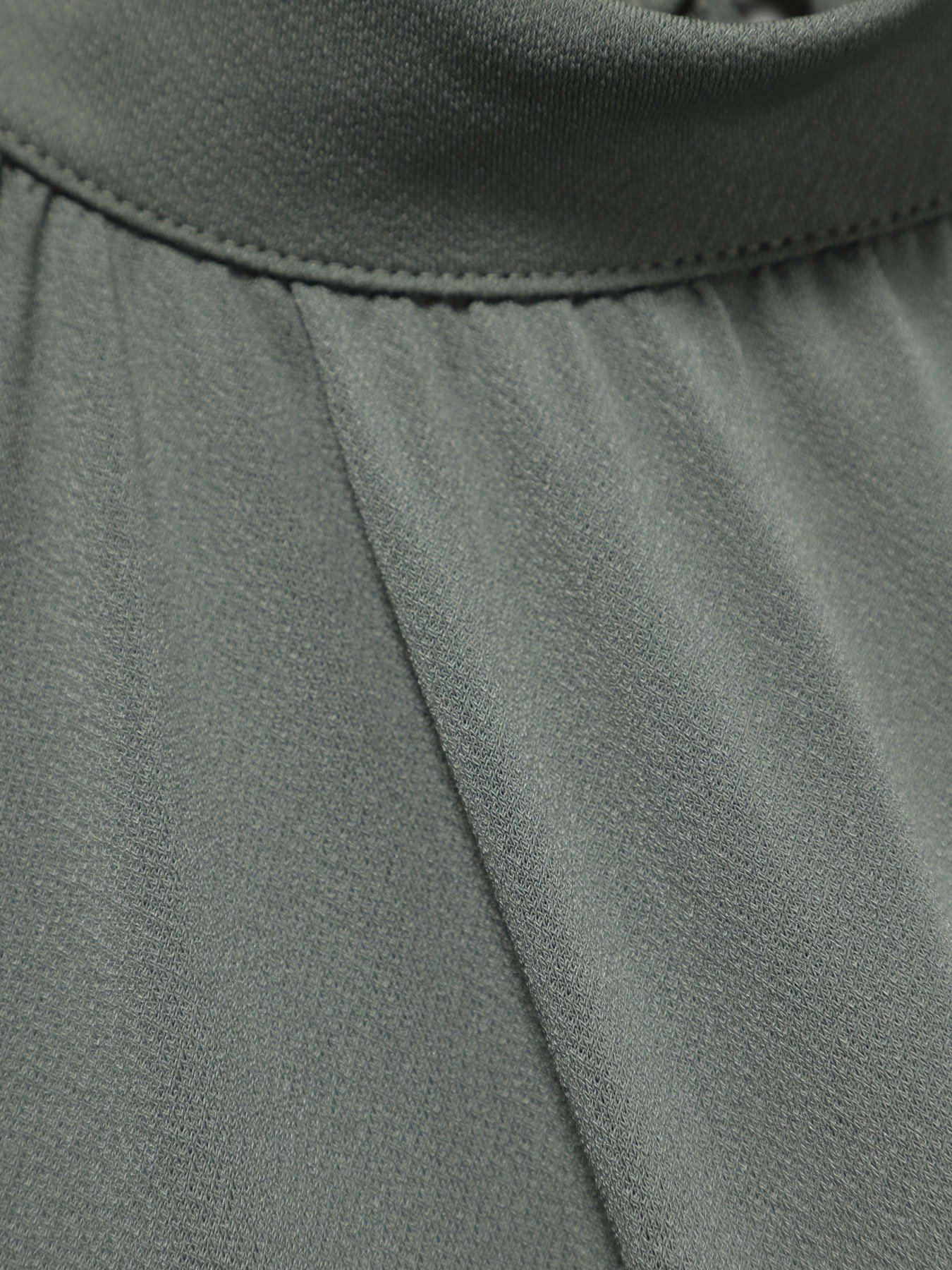 Сорочки H&M модель 0920529_оливковий Сорочки H&M модель 0920529_оливковий Фото