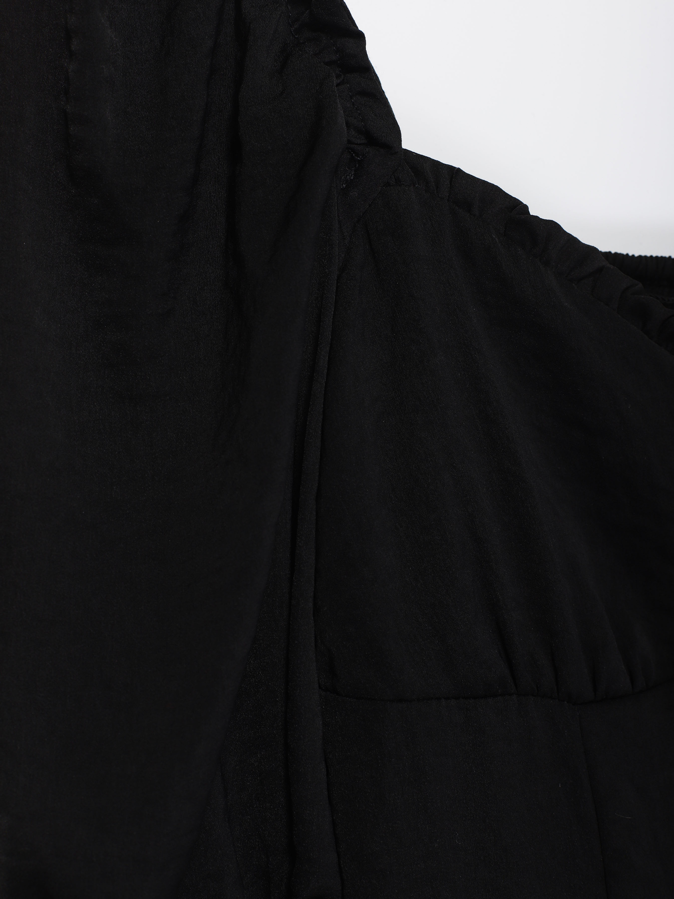 Платья H&M модель 0932888_чорний Платья H&M модель 0932888_чорний Фото