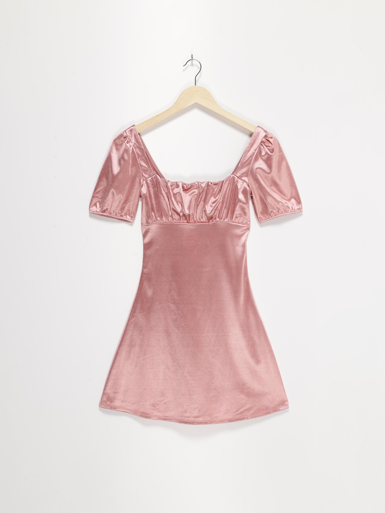 Платья H&M модель 09433472_рожевий Платья H&M модель 09433472_рожевий Фото