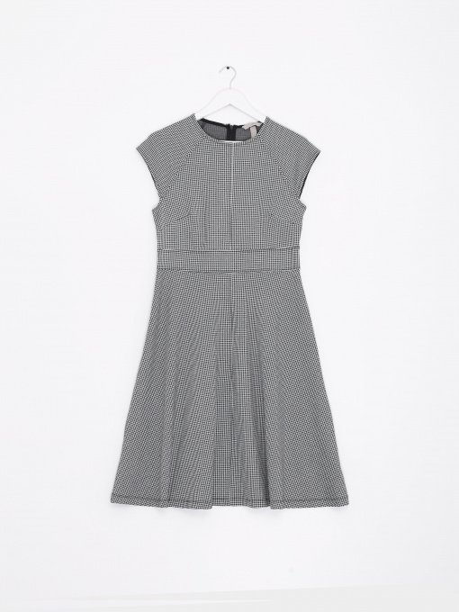 Платья H&M модель 0818190_чорний з білим Фото