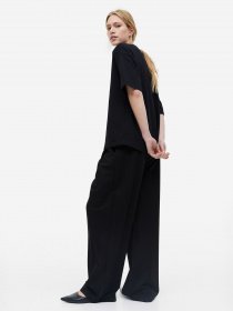 Футболки і поло H&M модель 0972246_чорний Фото