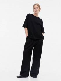 Футболки і поло H&M модель 0972246_чорний Фото