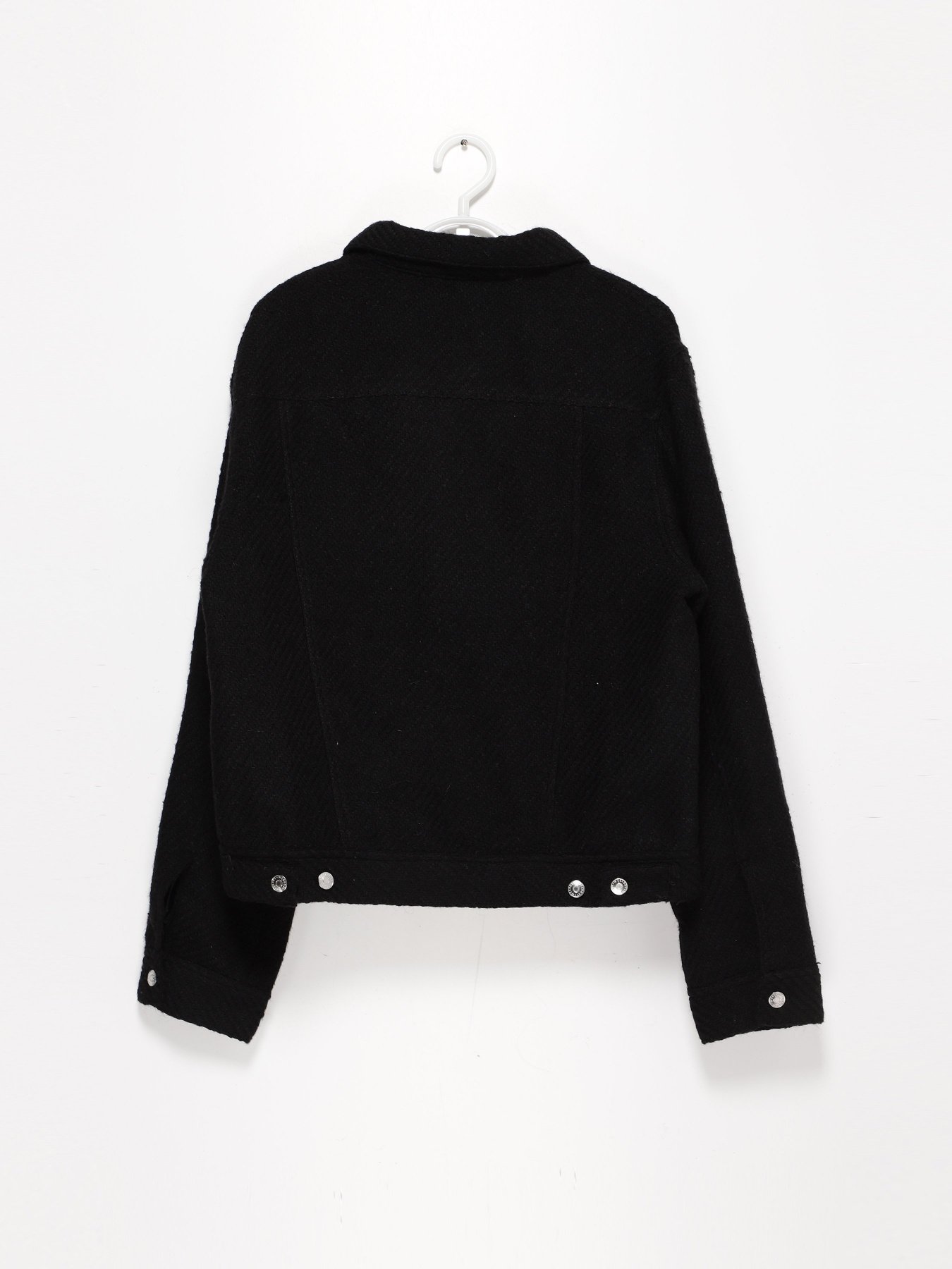 Куртки та дублянки H&M модель 0930983_чорний Куртки та дублянки H&M модель 0930983_чорний Фото
