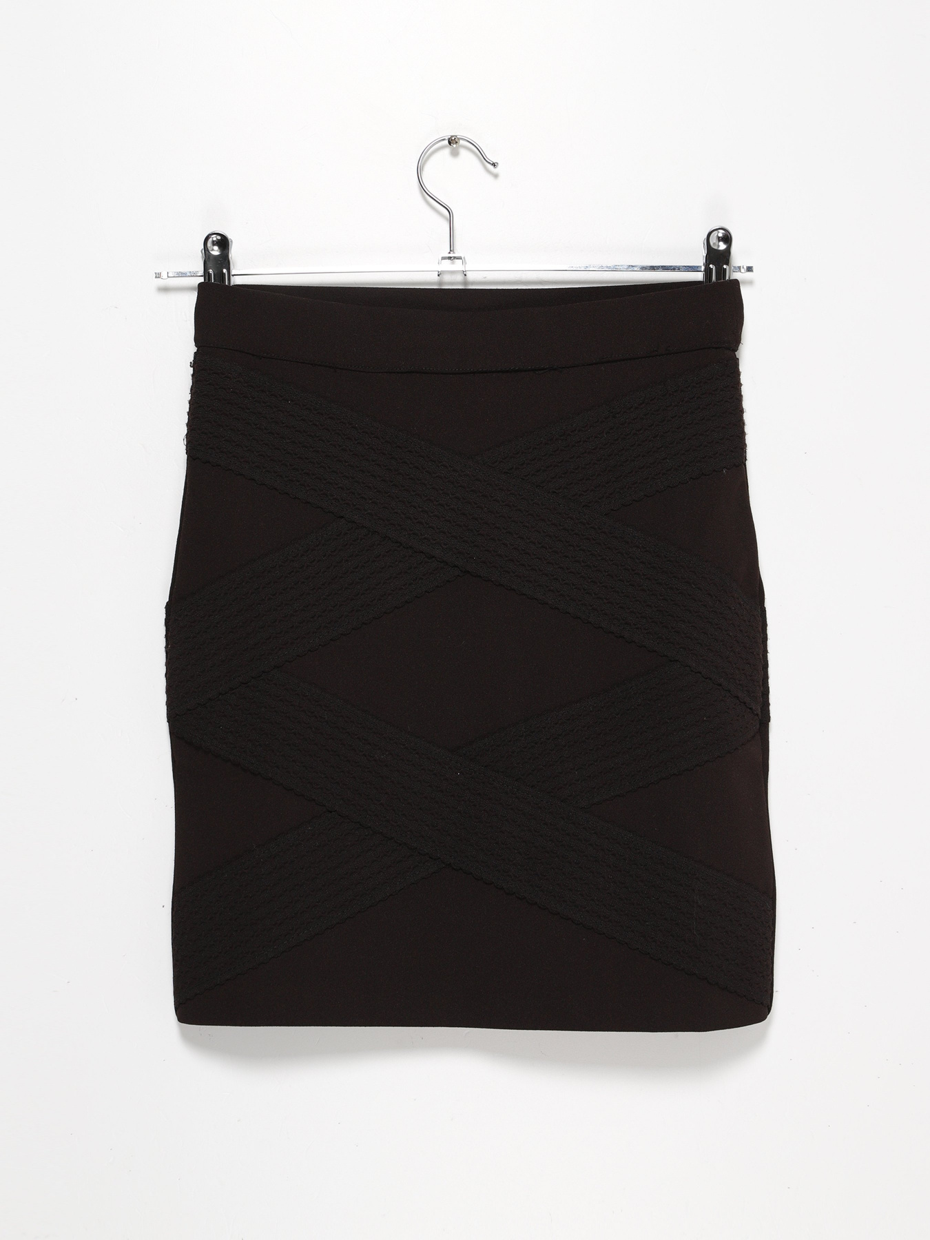 Юбки H&M модель 0393108_чорний Юбки H&M модель 0393108_чорний Фото