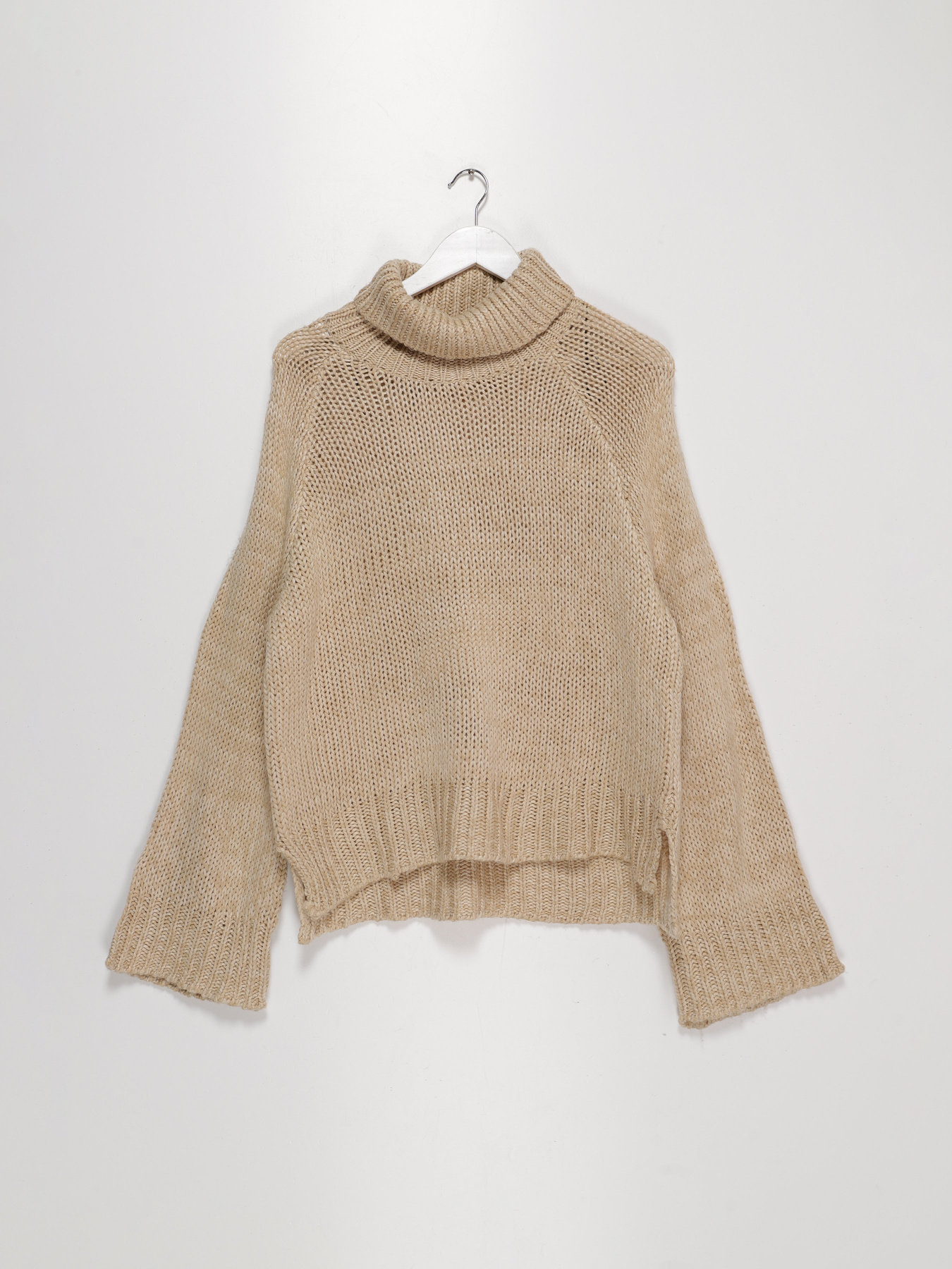 Свитры и кардиганы H&M модель 0419448_бежевий Фото