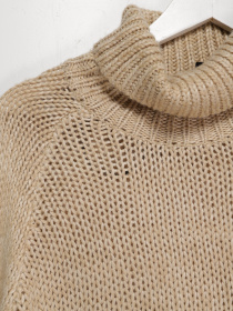 Свитры и кардиганы H&M модель 0419448_бежевий Фото