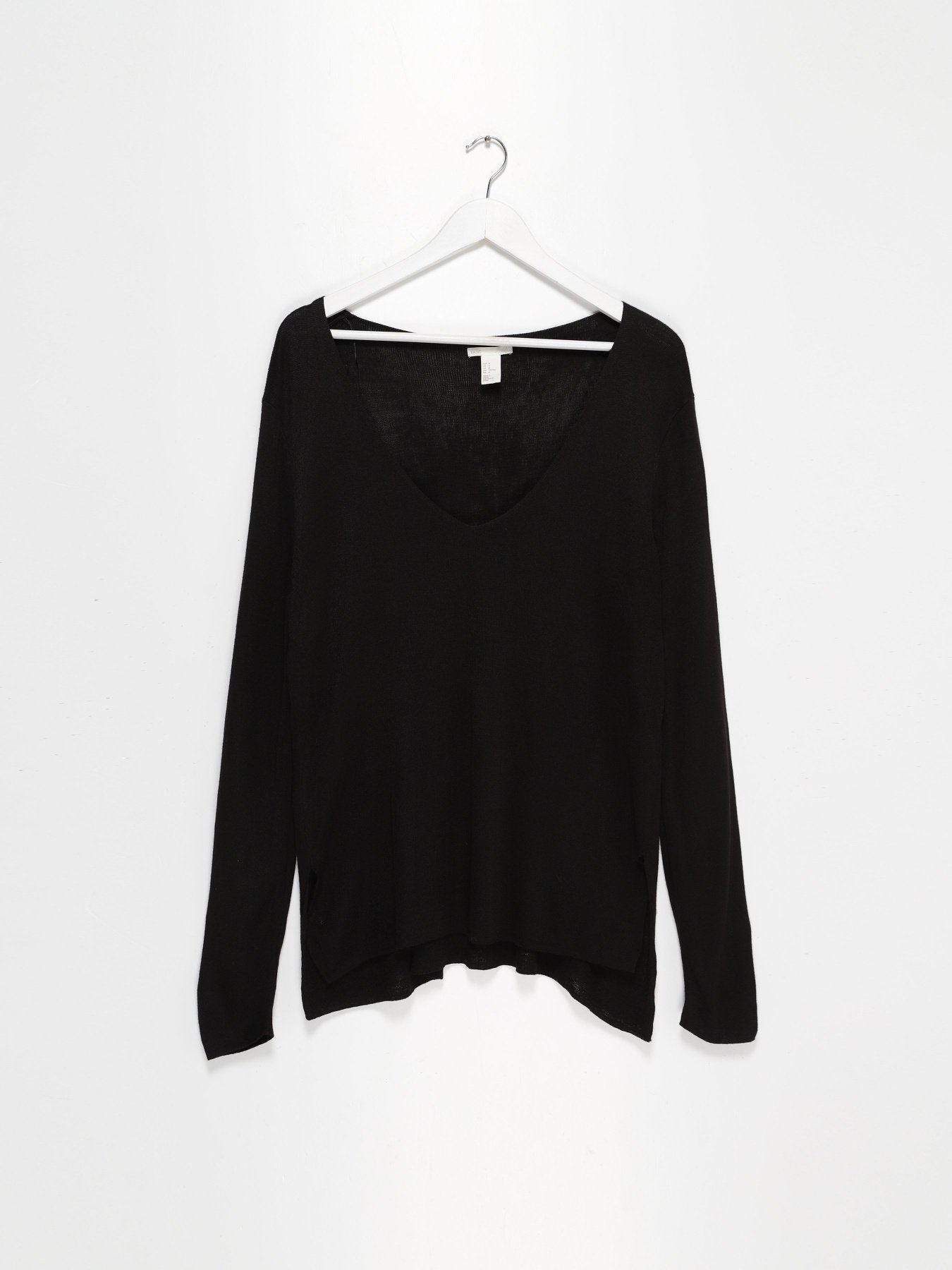 Свитры и кардиганы H&M модель 0501436_чорний Фото
