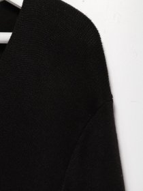 Свитры и кардиганы H&M модель 0501436_чорний Фото