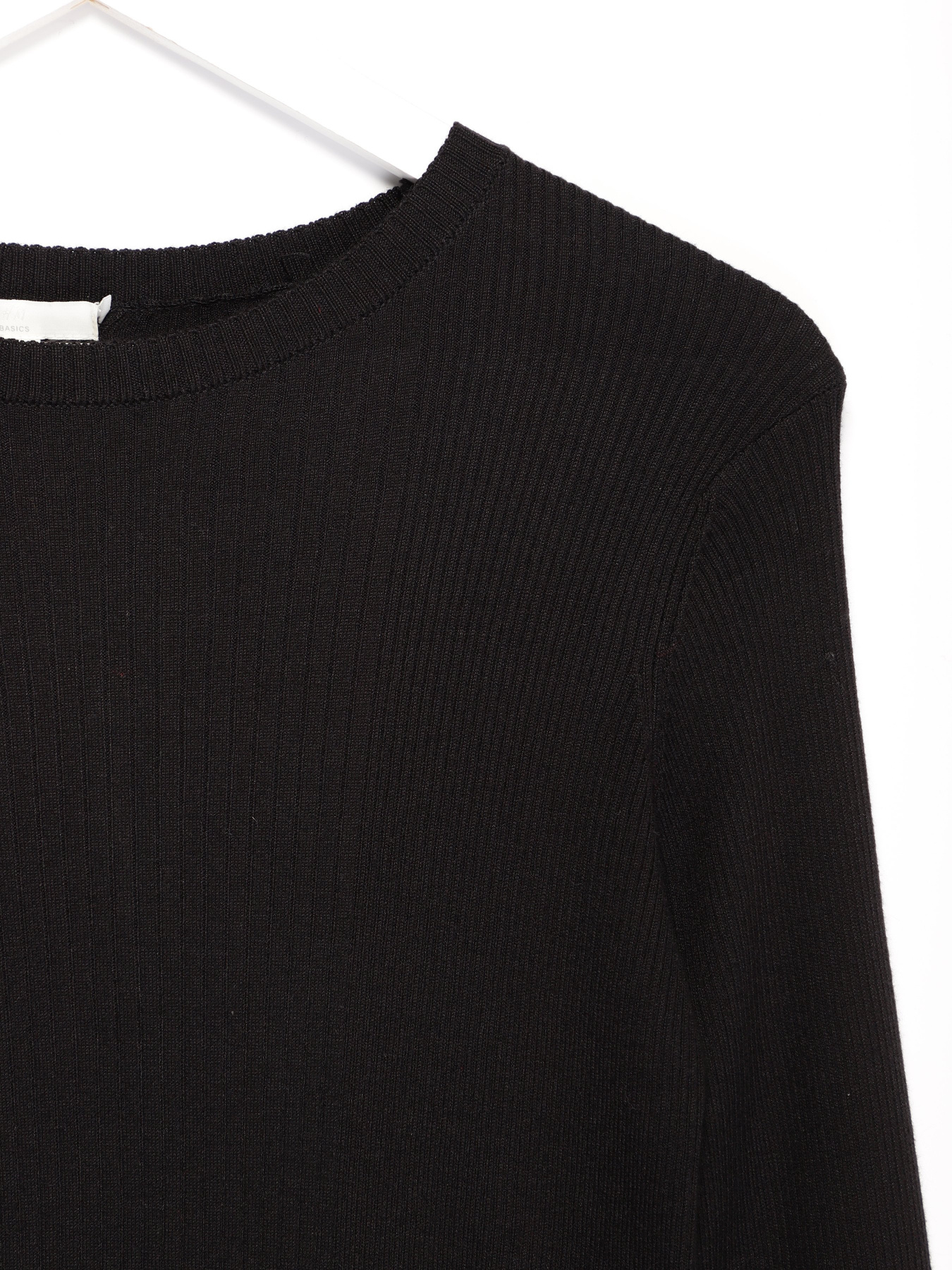 Свитры и кардиганы H&M модель 0790645_чорний Фото