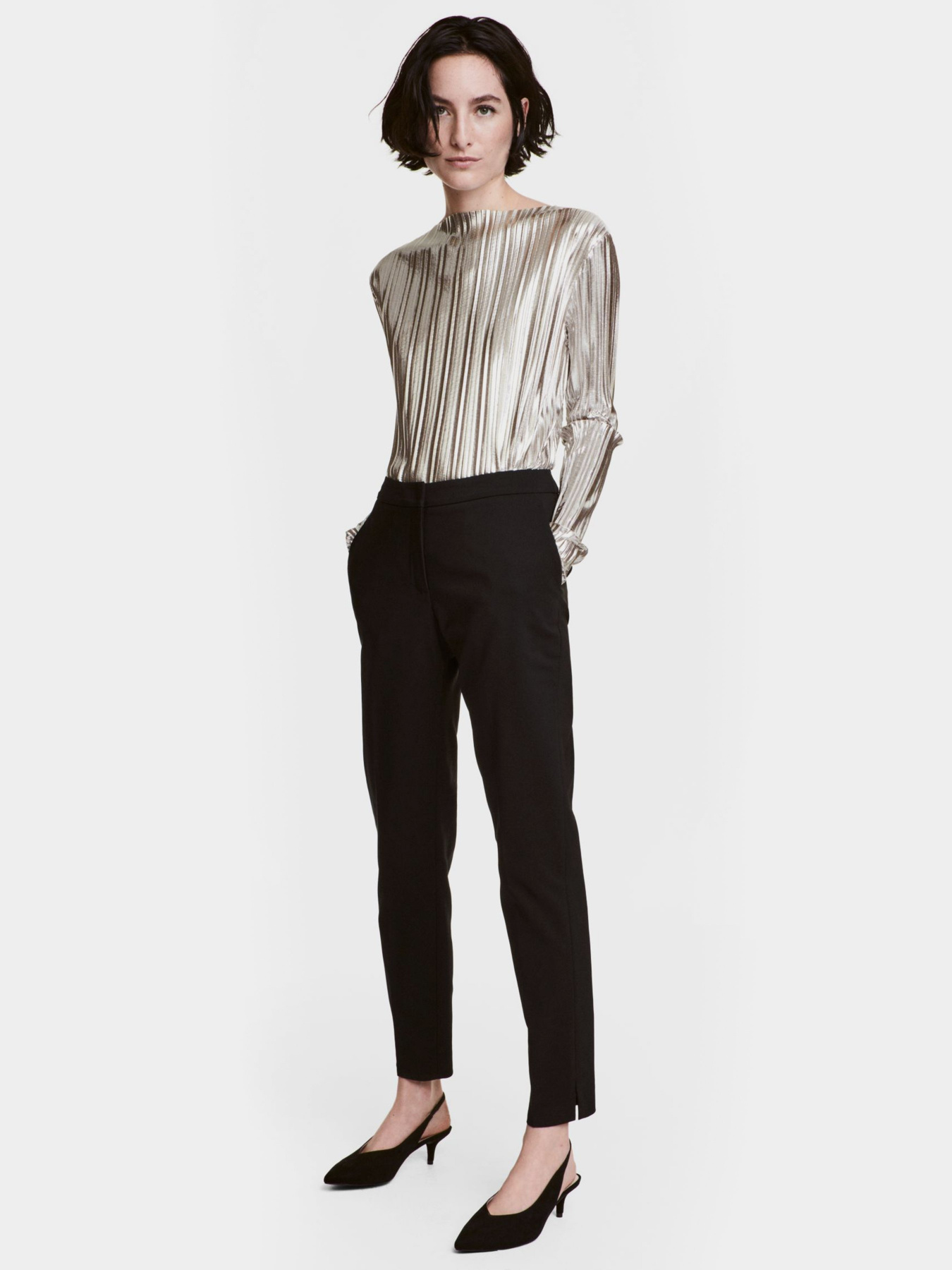 Брюки H&M модель 0298973_чорний Фото