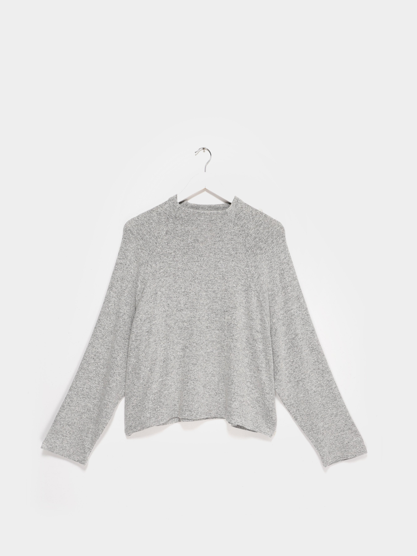 Свитры и кардиганы H&M модель 0797394_сірий Фото