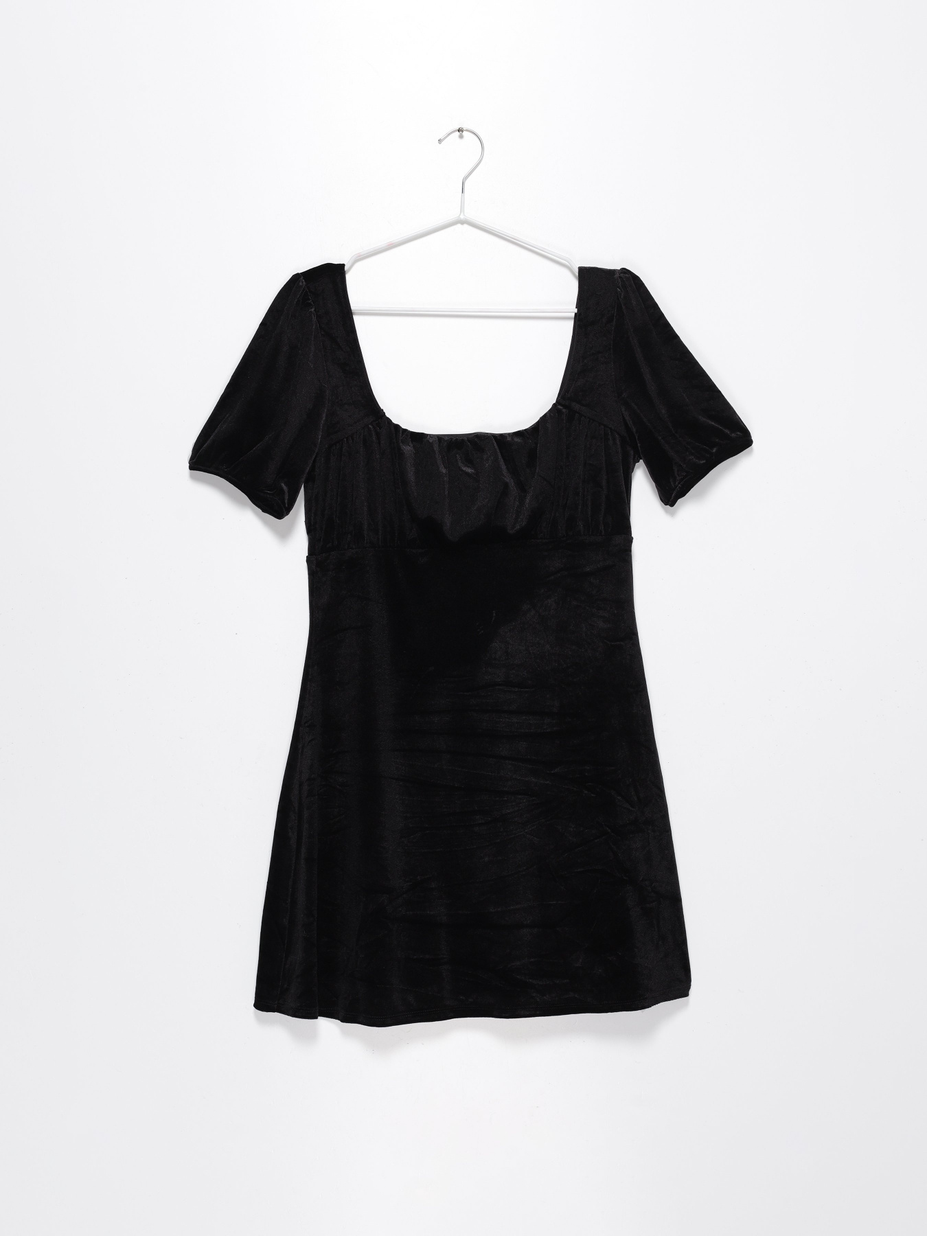 Платья H&M модель 09433472_чорний Фото
