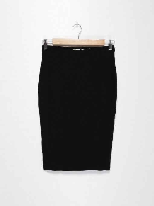 Юбки H&M модель 0215922_чорний Фото