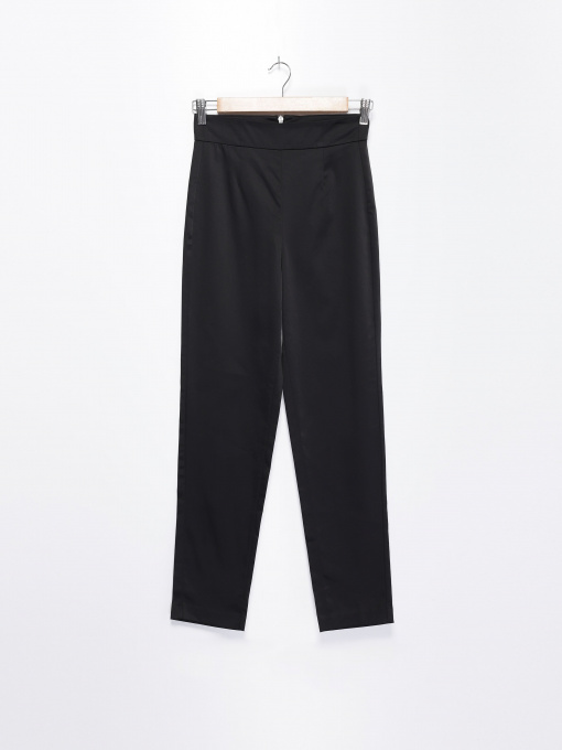 Штани H&M модель 0303334_чорний Фото