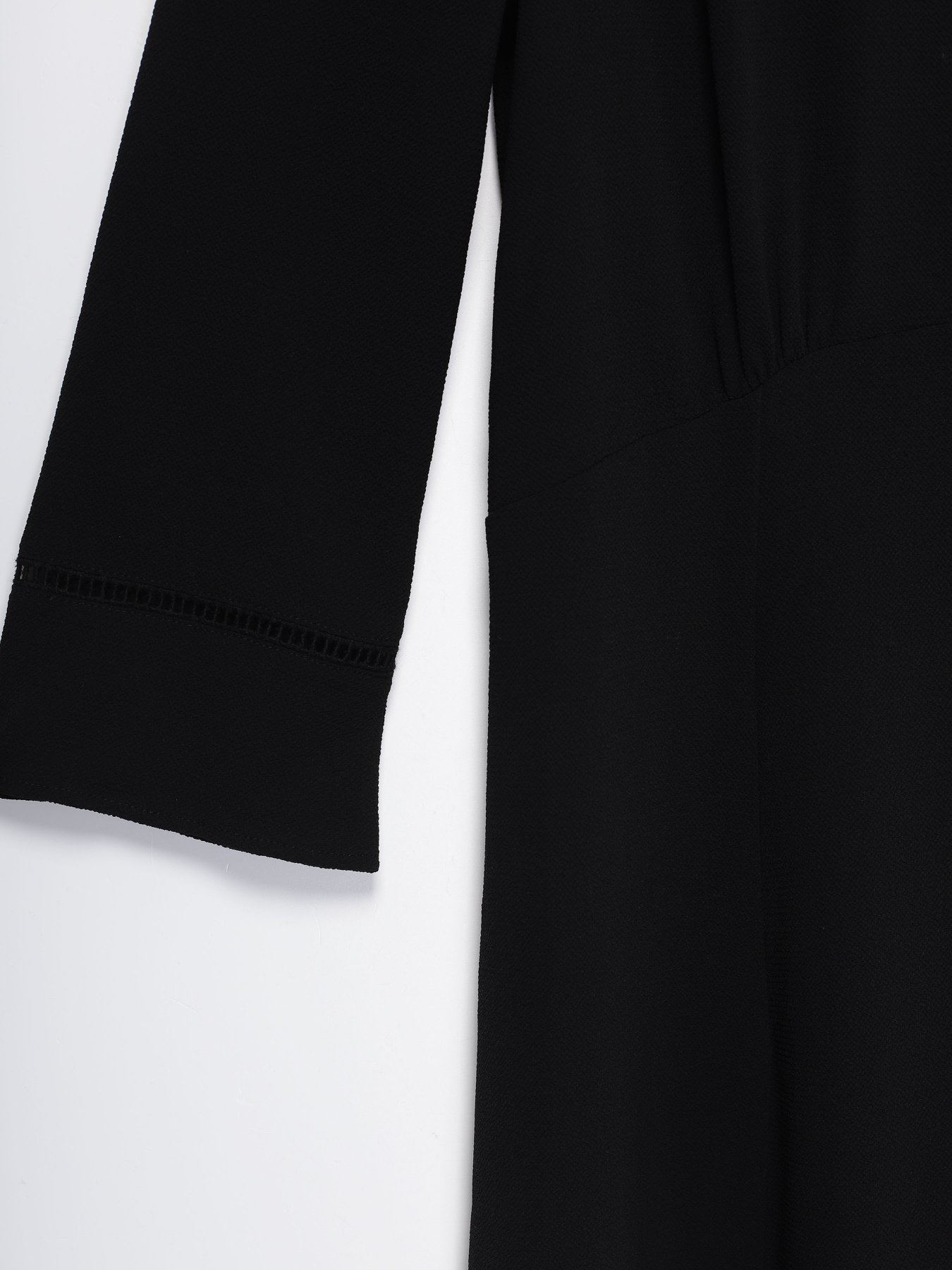 Сукні H&M модель 03895941_чорний Сукні H&M модель 03895941_чорний Фото