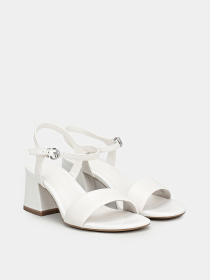 Босоніжки Tamaris модель 1-1-28398-20 117 WHITE LEATHER Фото