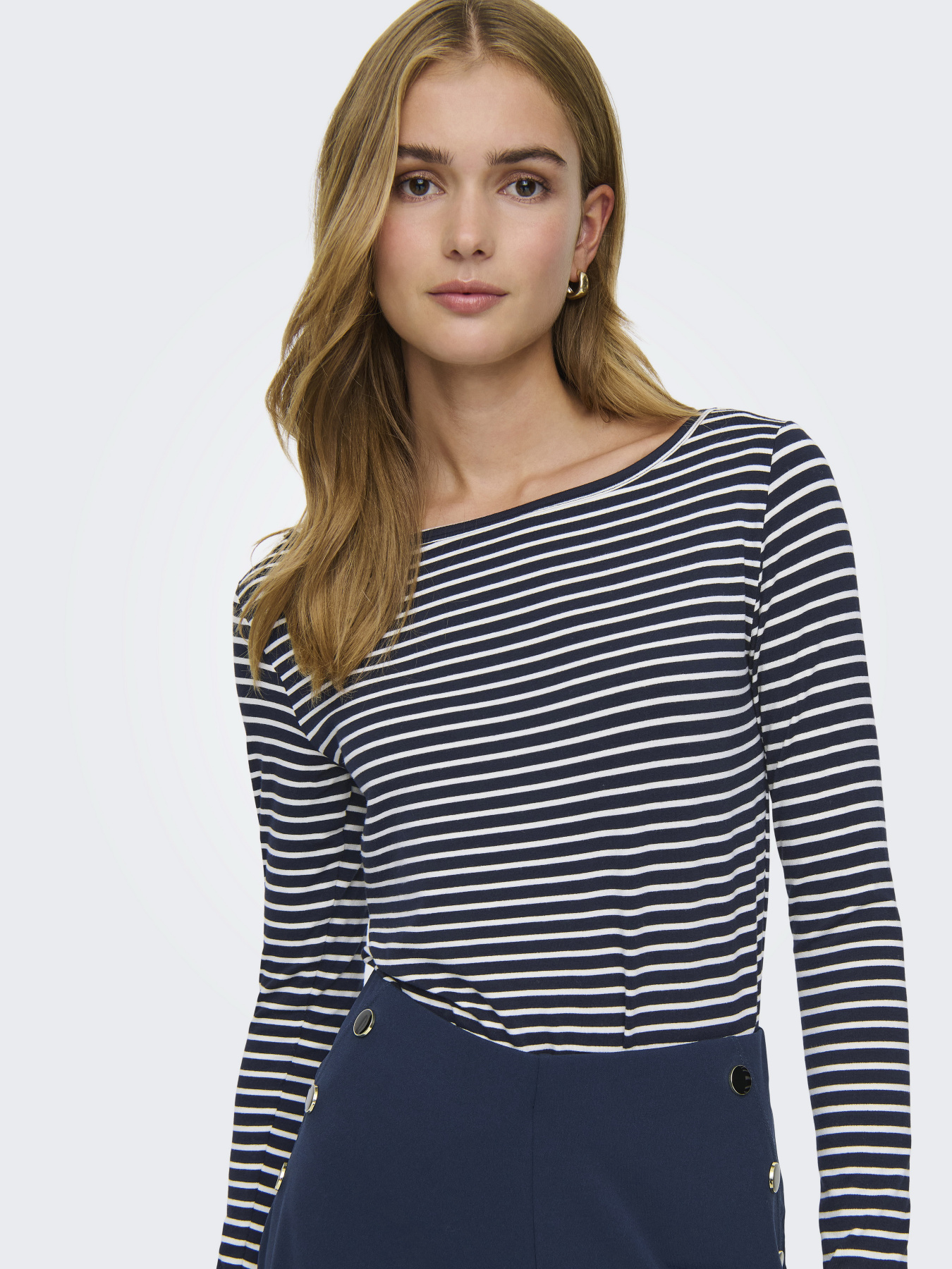 Худи и свитшоты JDY SISSY L/S BOATNECK TOP модель 15364527_Sky Captain CLOUD DANCER Фото