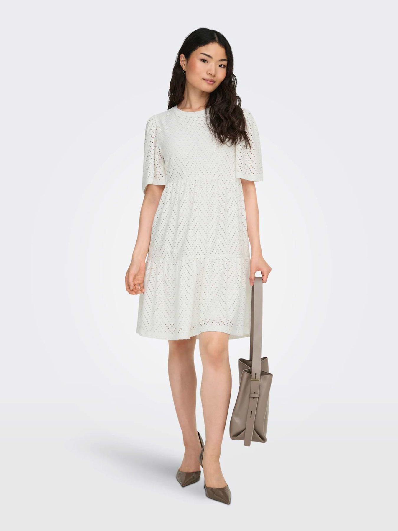 Платья JDY CARLA CATHINKA S/S DRESS модель 15254680_Cloud Dancer Платья JDY CARLA CATHINKA S/S DRESS модель 15254680_Cloud Dancer Фото
