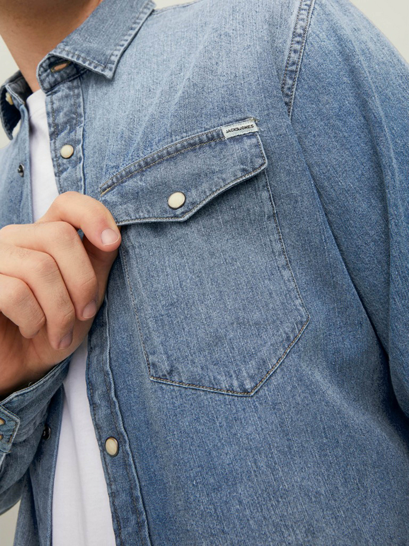 Рубашки JACK & JONES модель 12138115_Medium Blue Denim Фото