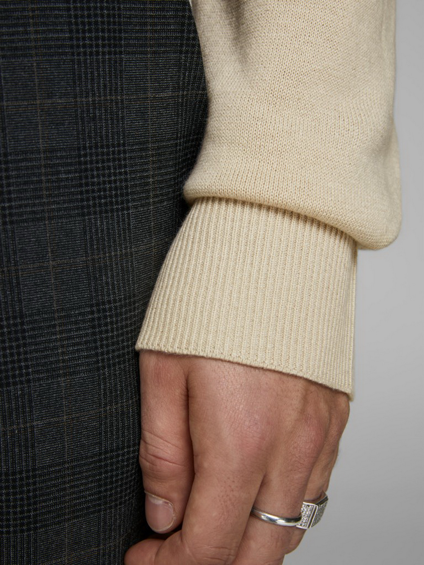 Светри та кардигани JACK & JONES модель 12157417_Oatmeal Светри та кардигани JACK & JONES модель 12157417_Oatmeal Фото