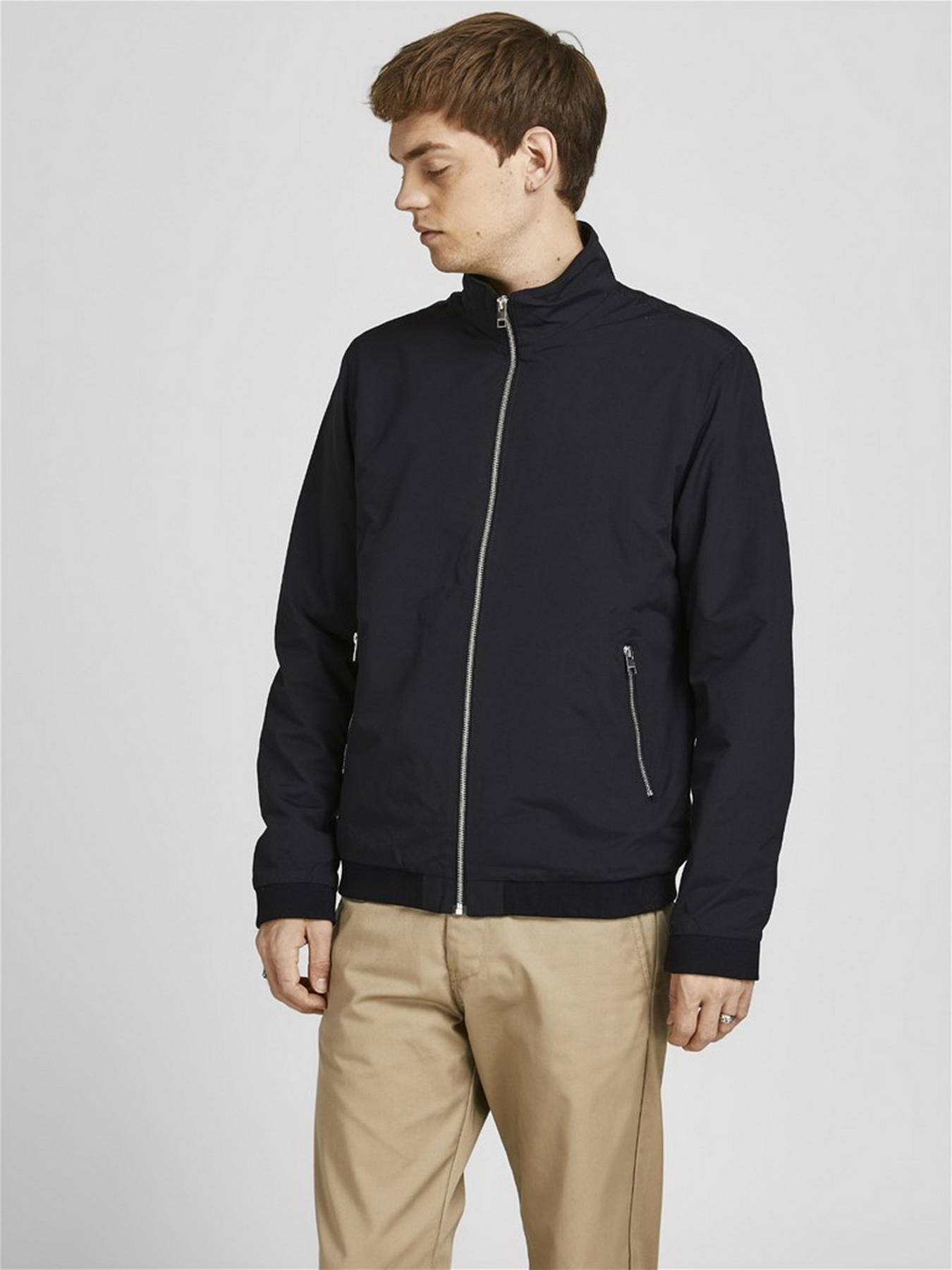 Куртки та дублянки JACK & JONES Jjerush Harrington модель 12204277_Black Фото