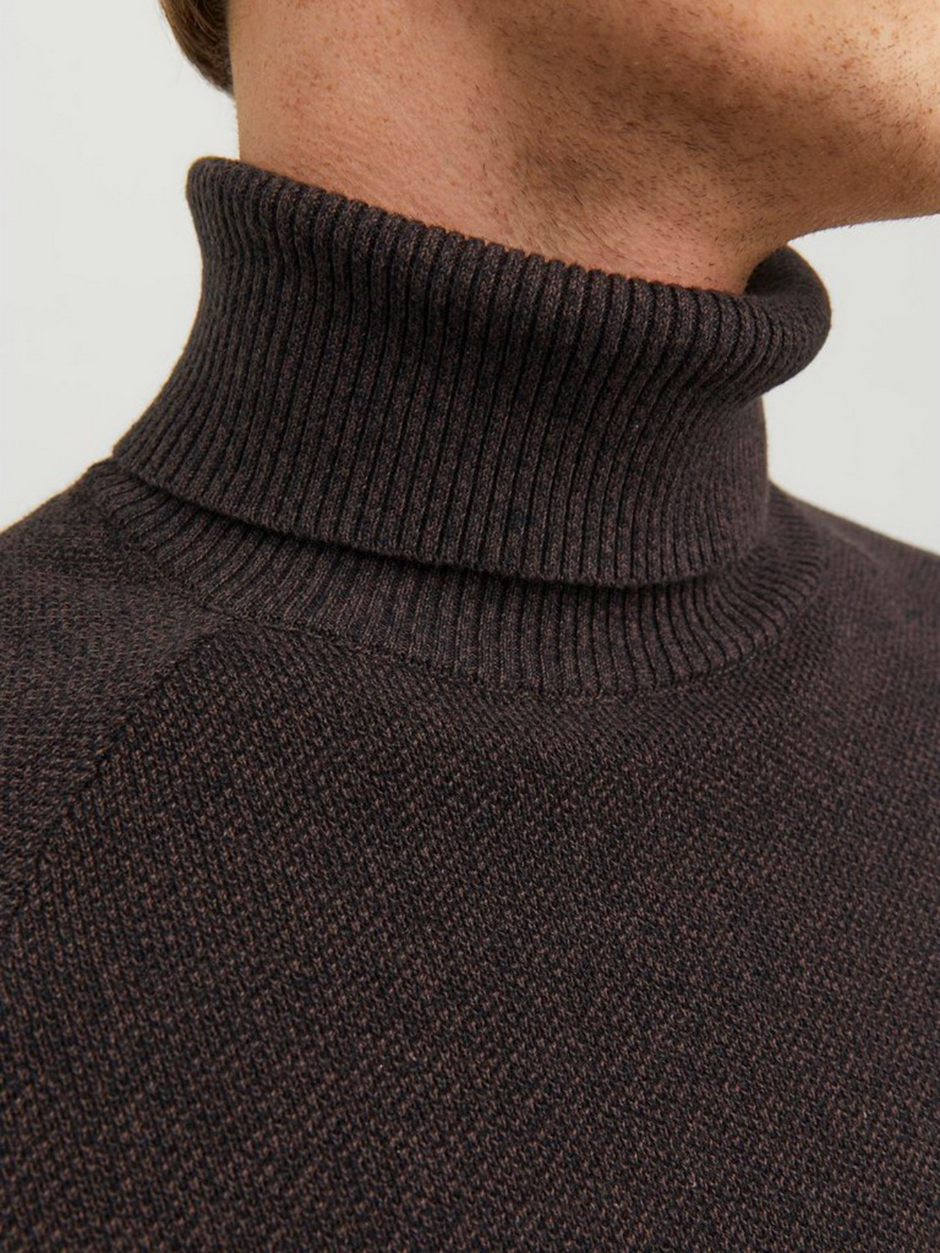 Светри та кардигани JACK & JONES модель 12210931_Seal Brown Фото