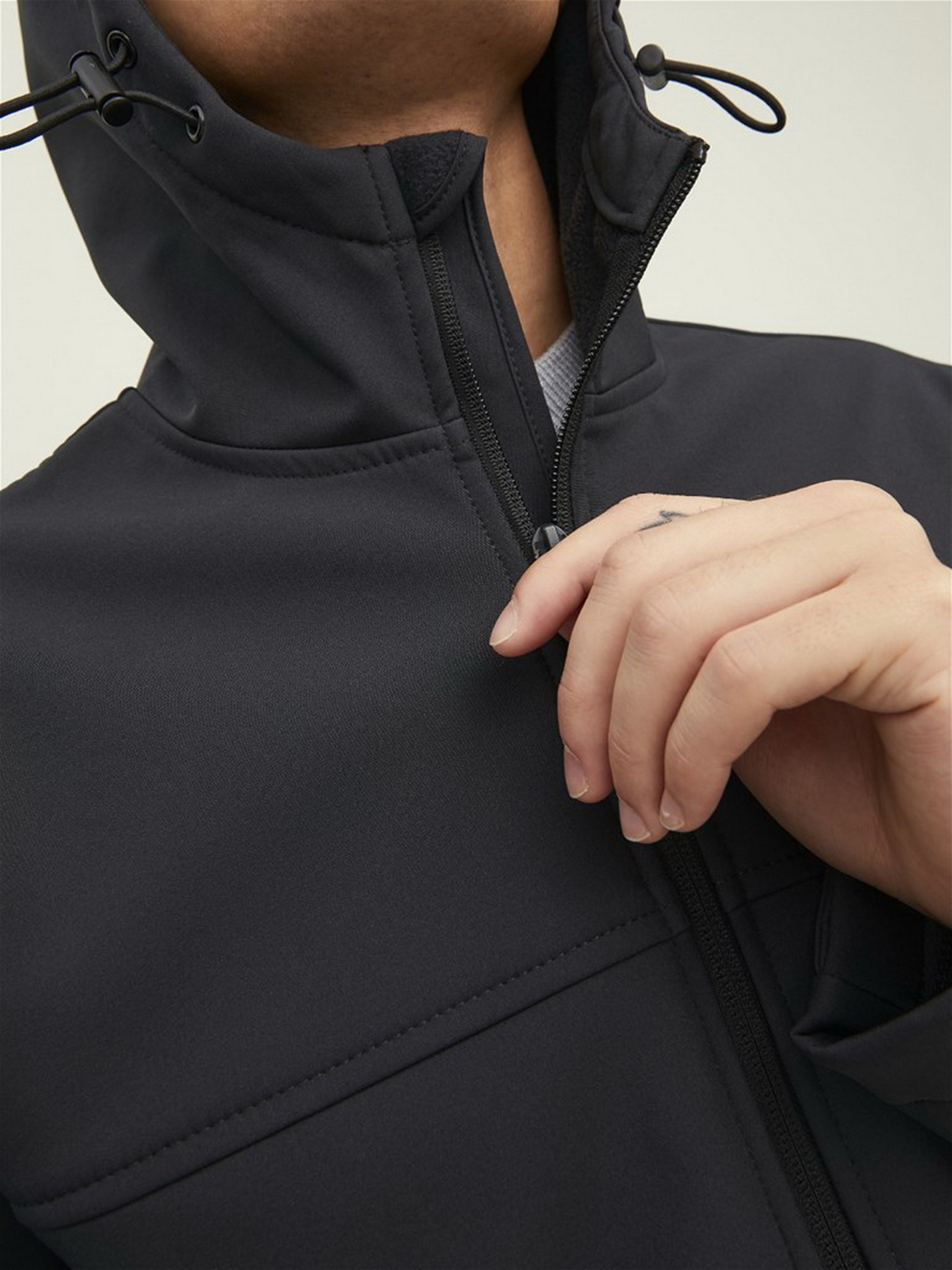 Куртки и дубленки JACK & JONES модель 12212363_Black Фото