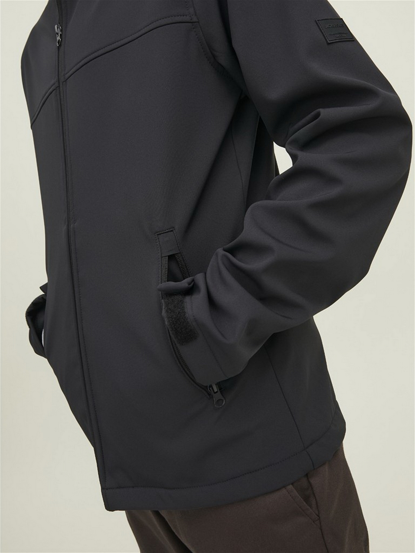 Куртки и дубленки JACK & JONES модель 12212363_Black Фото