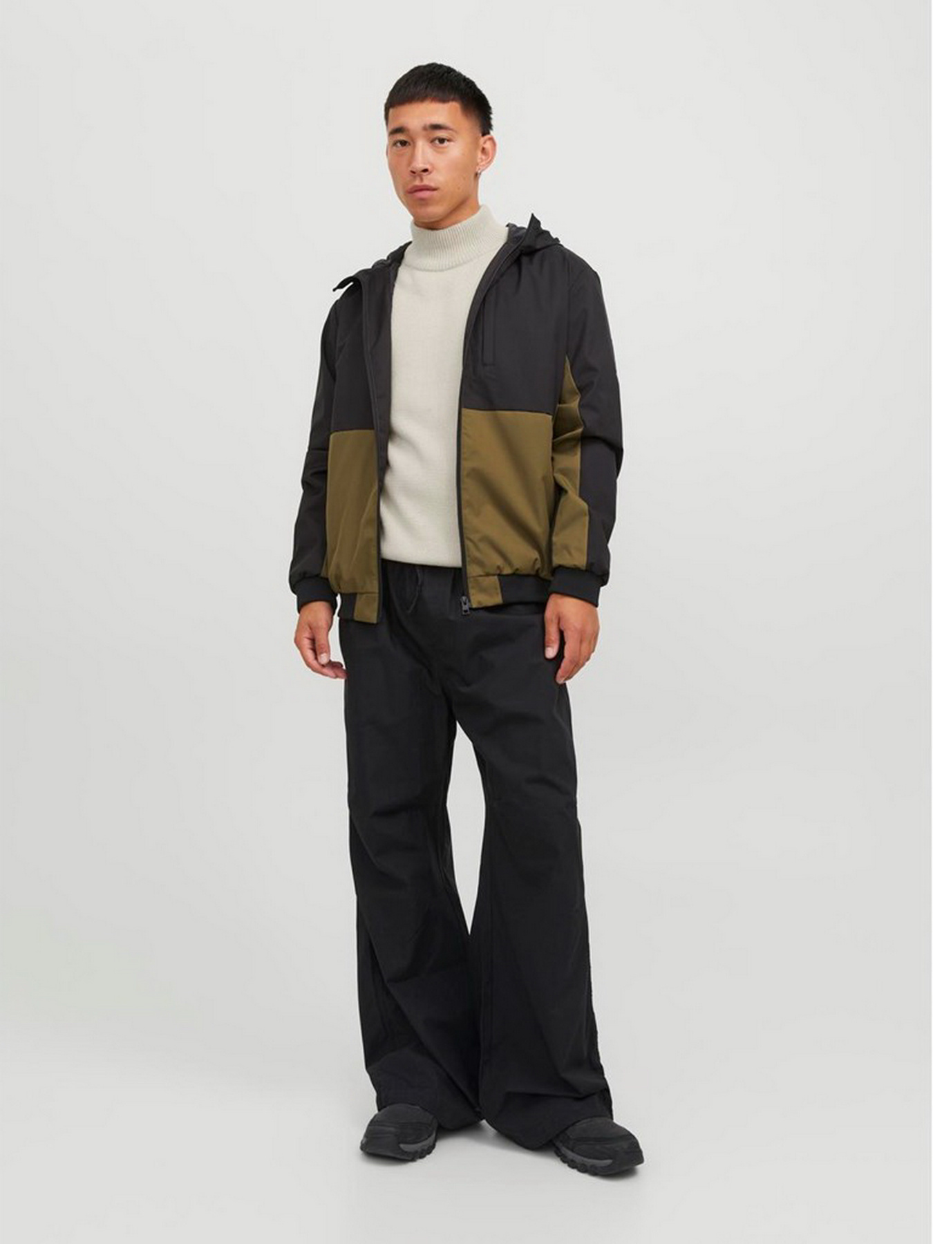 Свитры и кардиганы JACK & JONES модель 12242425_Moonbeam Свитры и кардиганы JACK & JONES модель 12242425_Moonbeam Фото