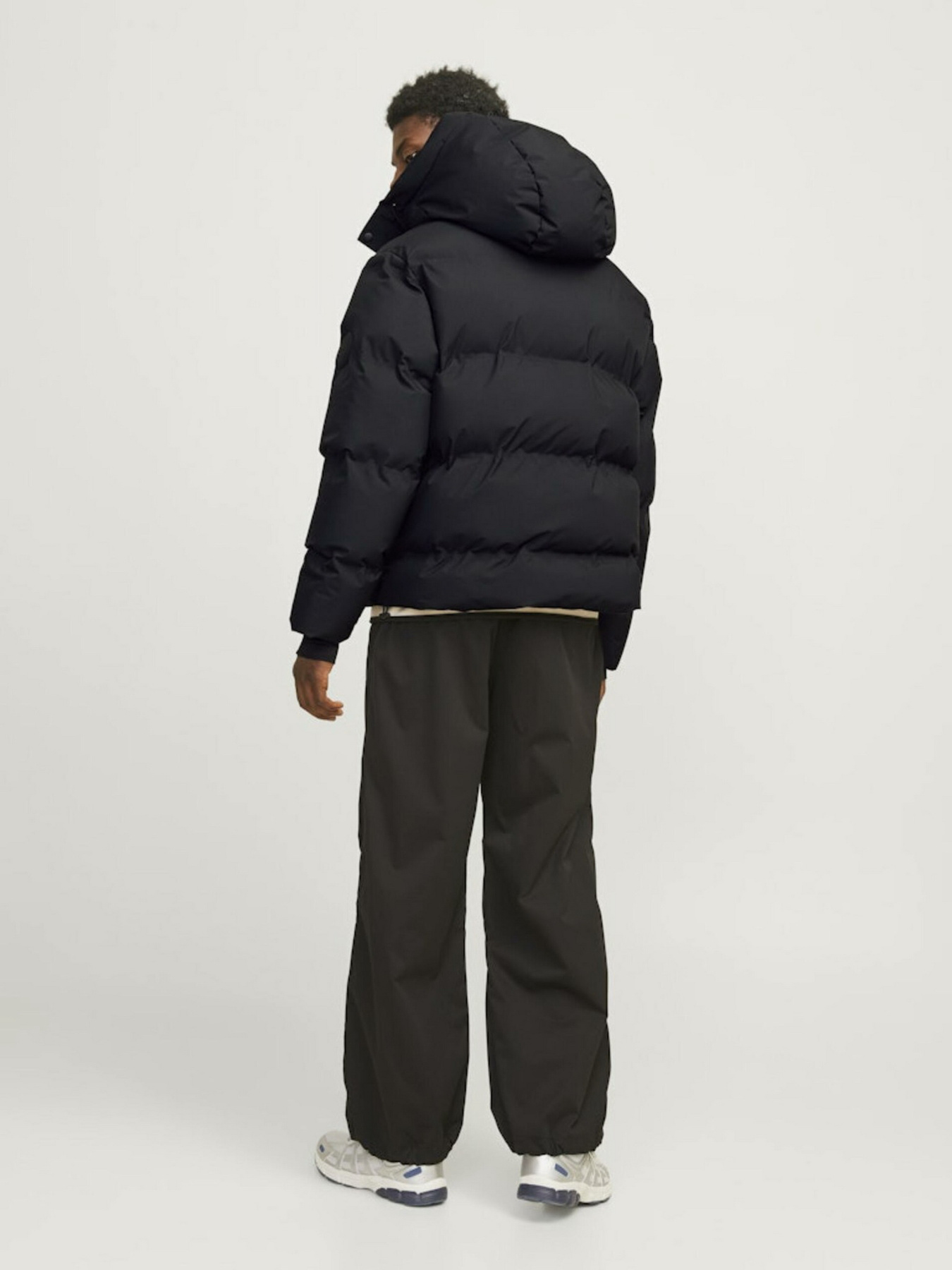 Куртки та дублянки JACK & JONES модель 12261971_Black Фото