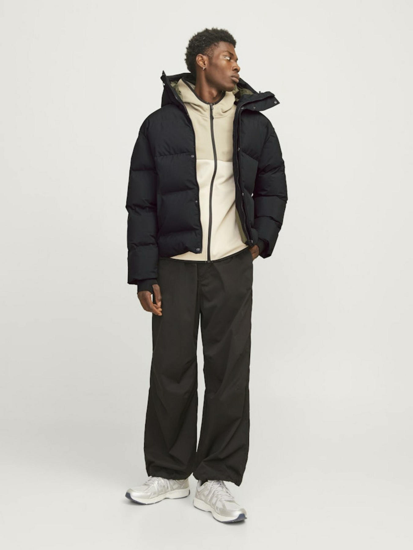 Куртки та дублянки JACK & JONES модель 12261971_Black Фото