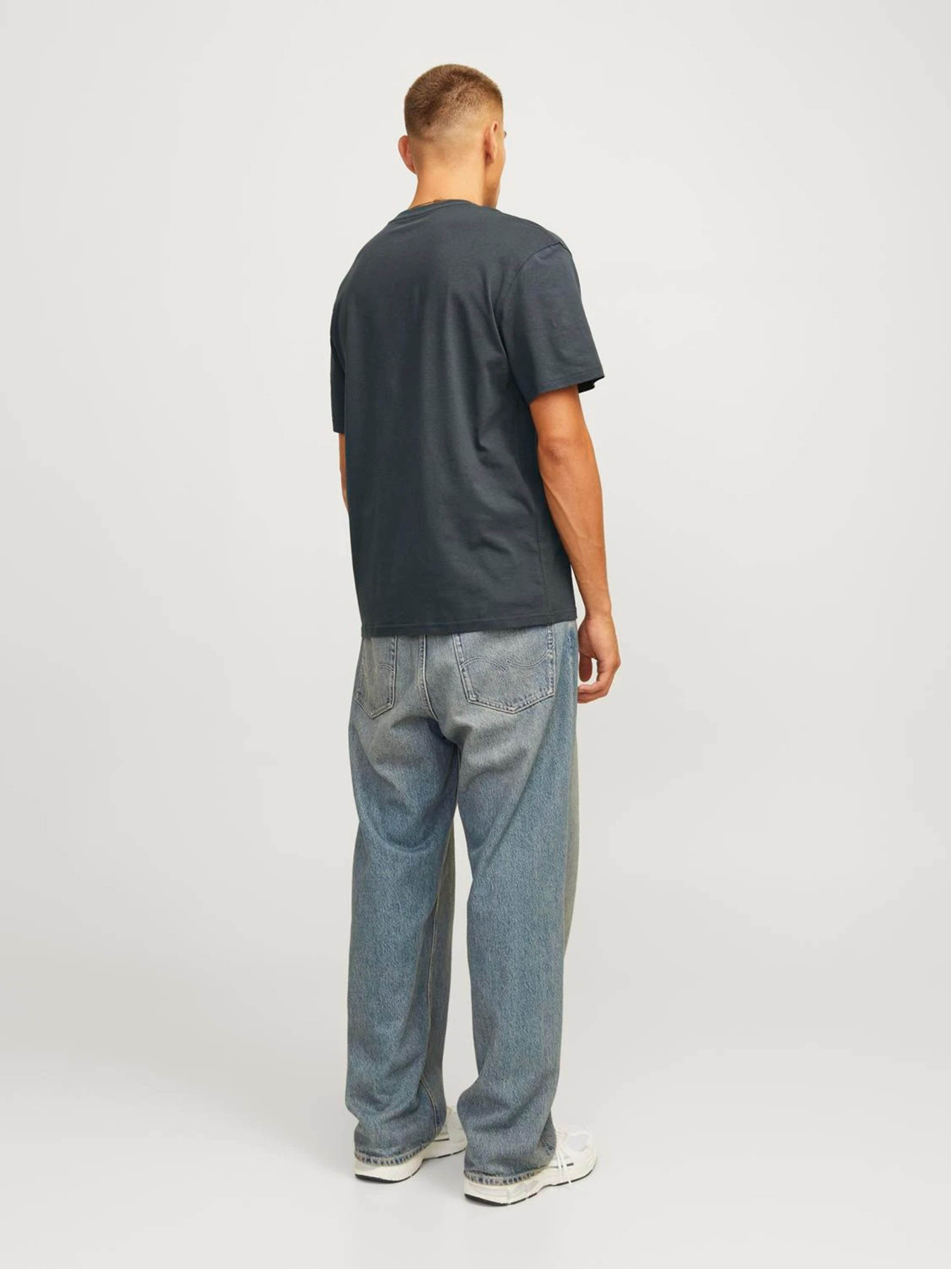 Футболки и поло JACK & JONES модель 12262662_Forest River Футболки и поло JACK & JONES модель 12262662_Forest River Фото