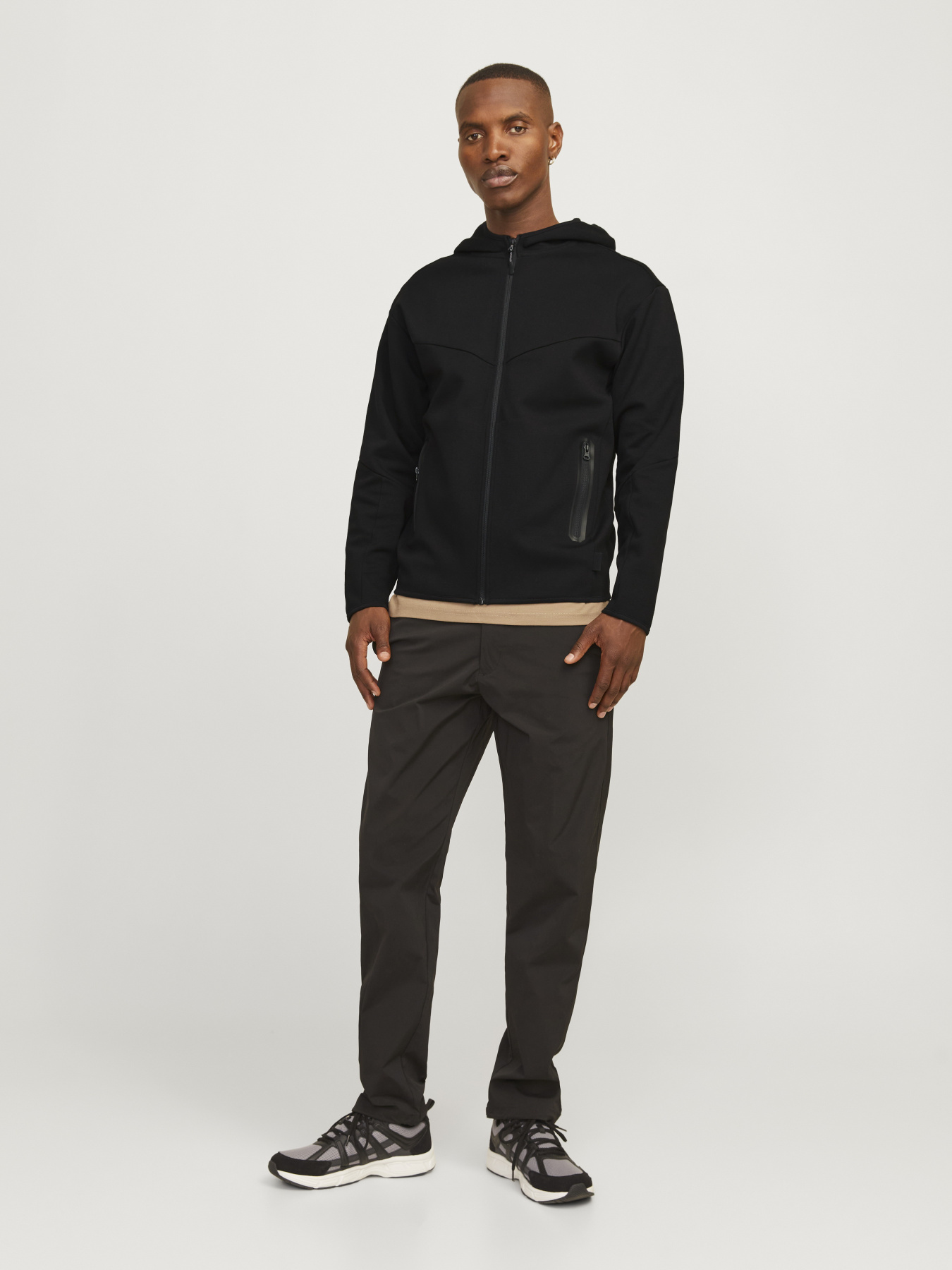 Худі та світшоти JACK & JONES FUSION SWEAT ZIP HOOD модель 12260150_Black Фото