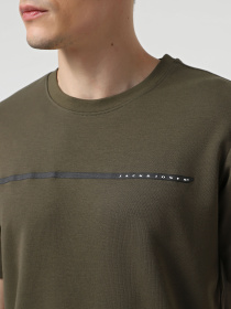 Футболки и поло JACK & JONES FUSION FULL BRANDING  TEE модель 12273120_Grape Leaf Фото