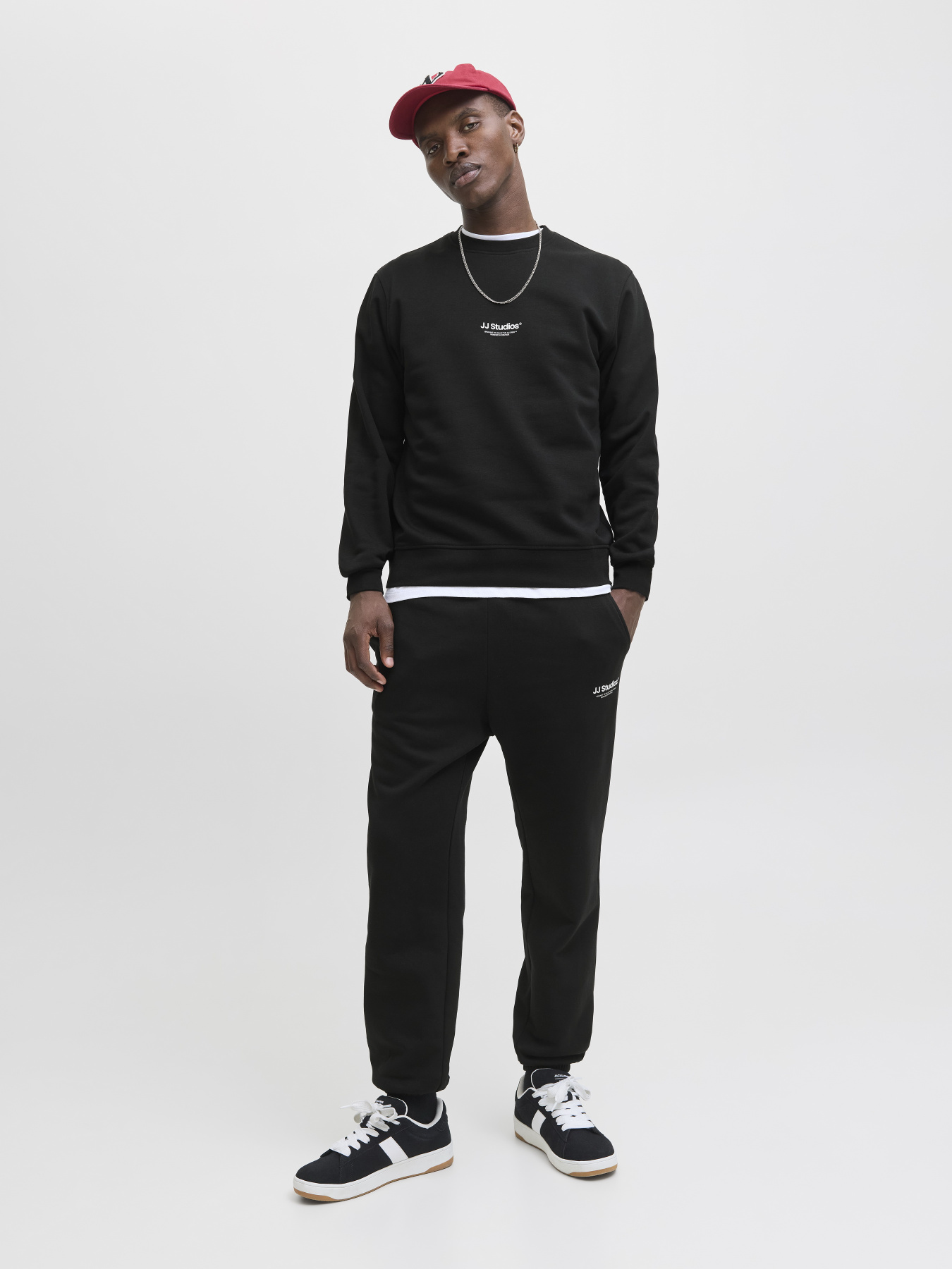 Худи и свитшоты JACK & JONES SOHO SWEAT CREW NECK модель 12278791_Black Худи и свитшоты JACK & JONES SOHO SWEAT CREW NECK модель 12278791_Black Фото
