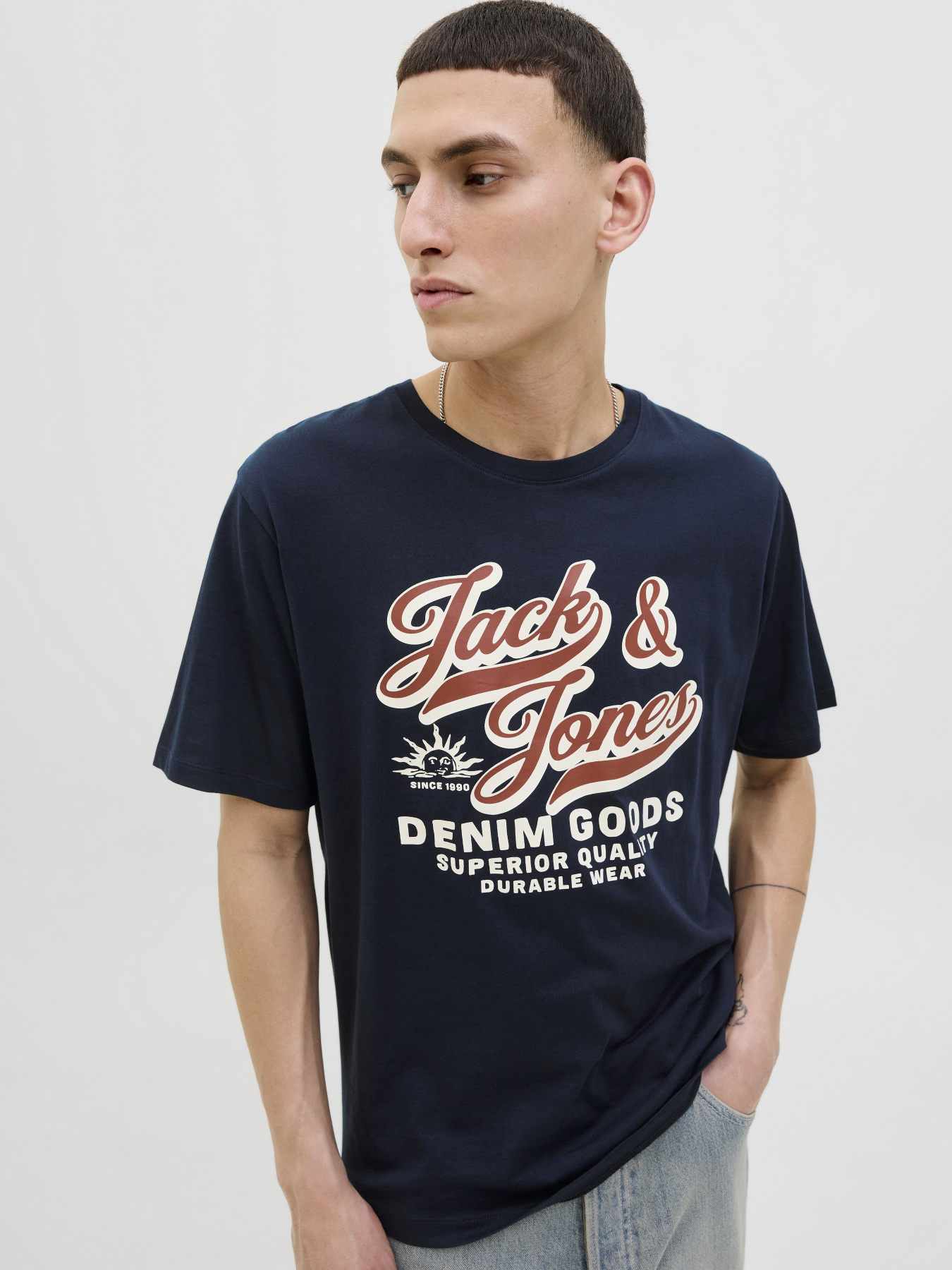 Футболки и поло JACK & JONES LOGO TEE модель 12279535_Sky Captain Футболки и поло JACK & JONES LOGO TEE модель 12279535_Sky Captain Фото