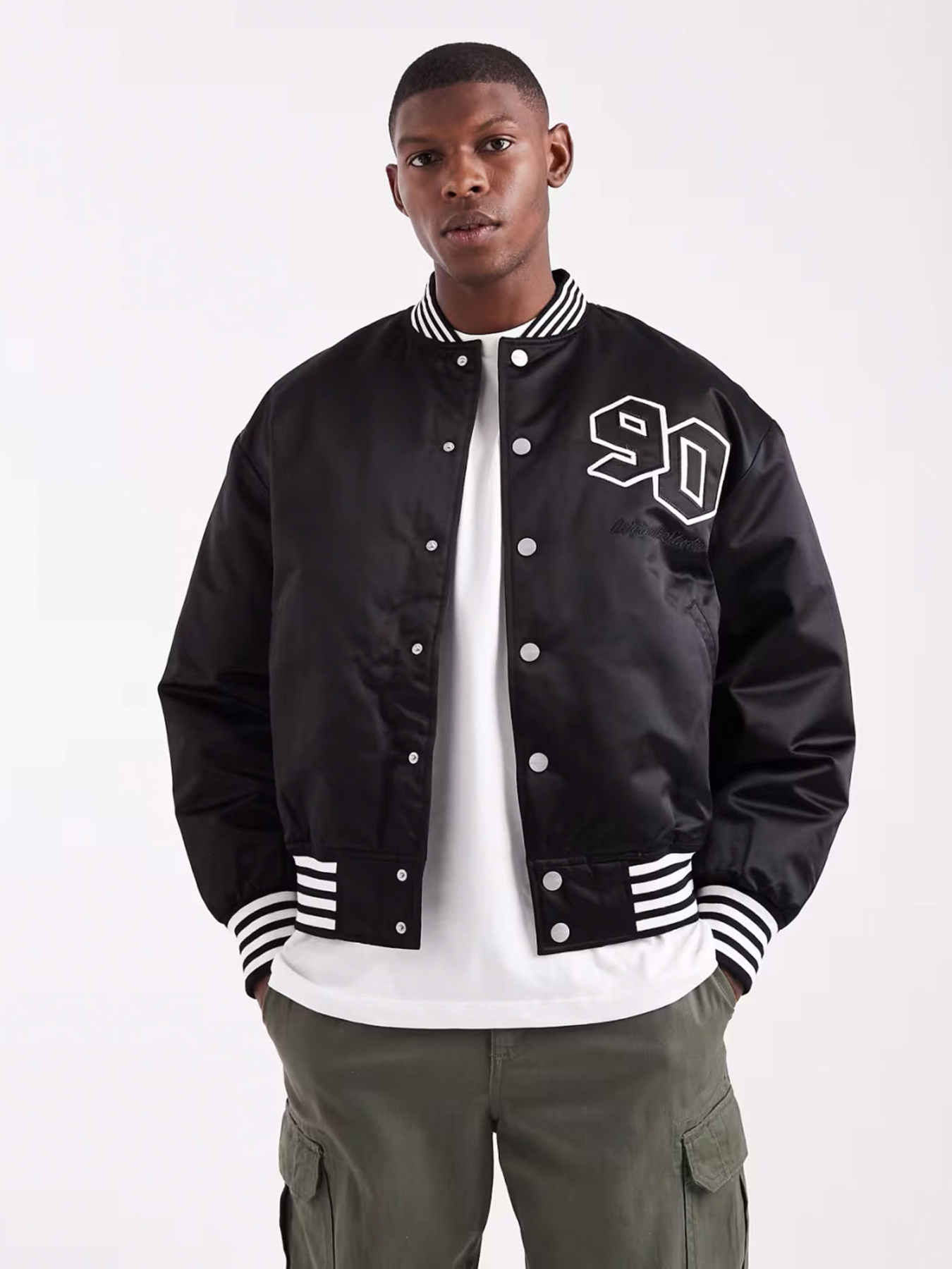 Куртки и дубленки JACK & JONES MEADOWS BOMBER модель 12282953_Black Фото