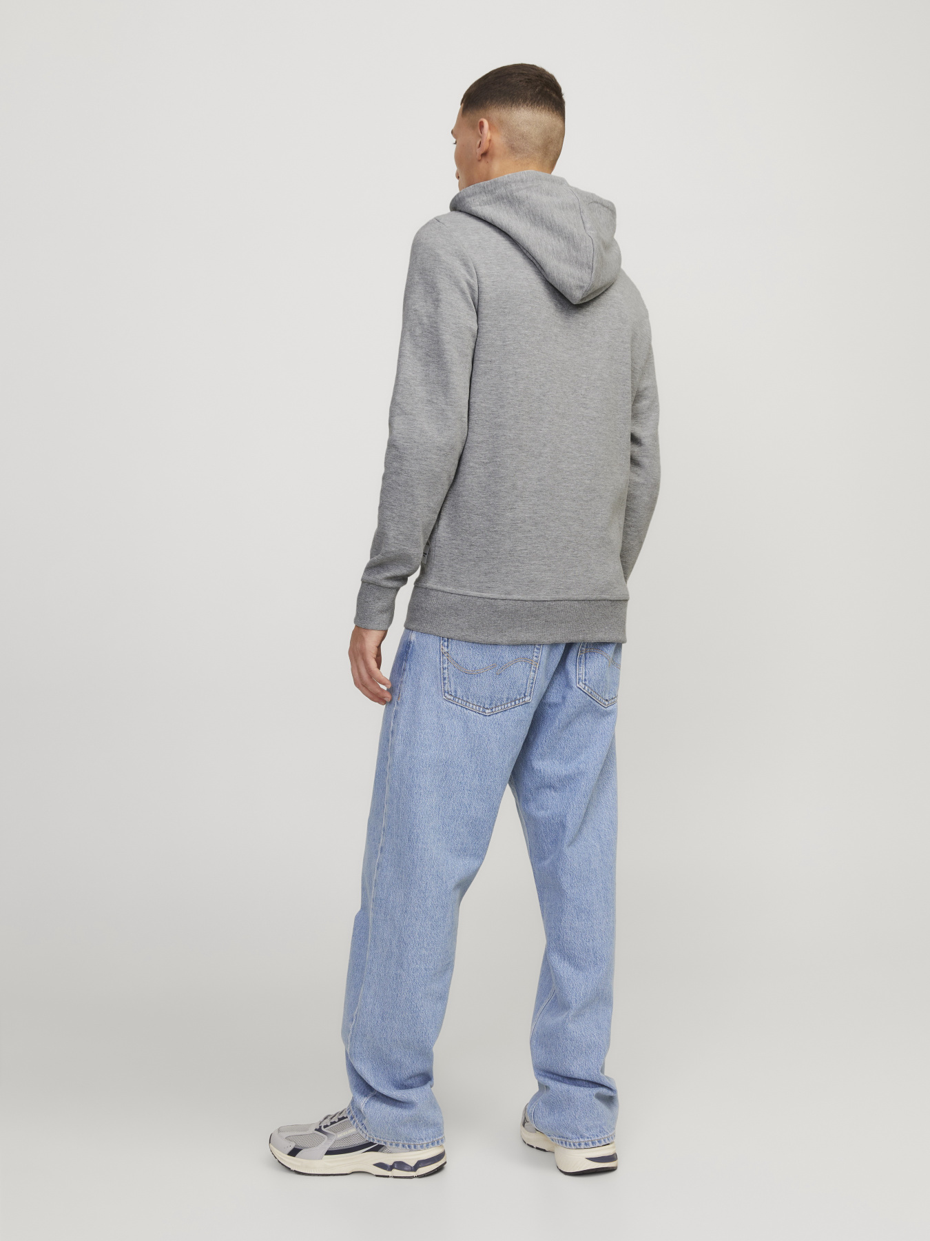 Худі та світшоти JACK & JONES BASIC SWEAT ZIP HOOD модель 12181901_Light Grey Melange REG Худі та світшоти JACK & JONES BASIC SWEAT ZIP HOOD модель 12181901_Light Grey Melange REG Фото