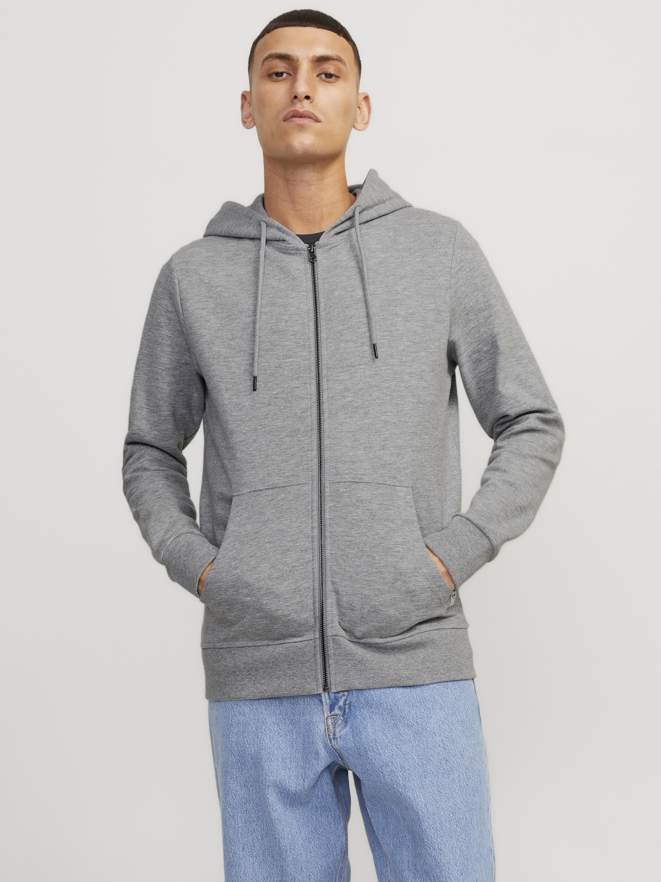 Худі та світшоти JACK & JONES BASIC SWEAT ZIP HOOD модель 12181901_Light Grey Melange REG Худі та світшоти JACK & JONES BASIC SWEAT ZIP HOOD модель 12181901_Light Grey Melange REG Фото