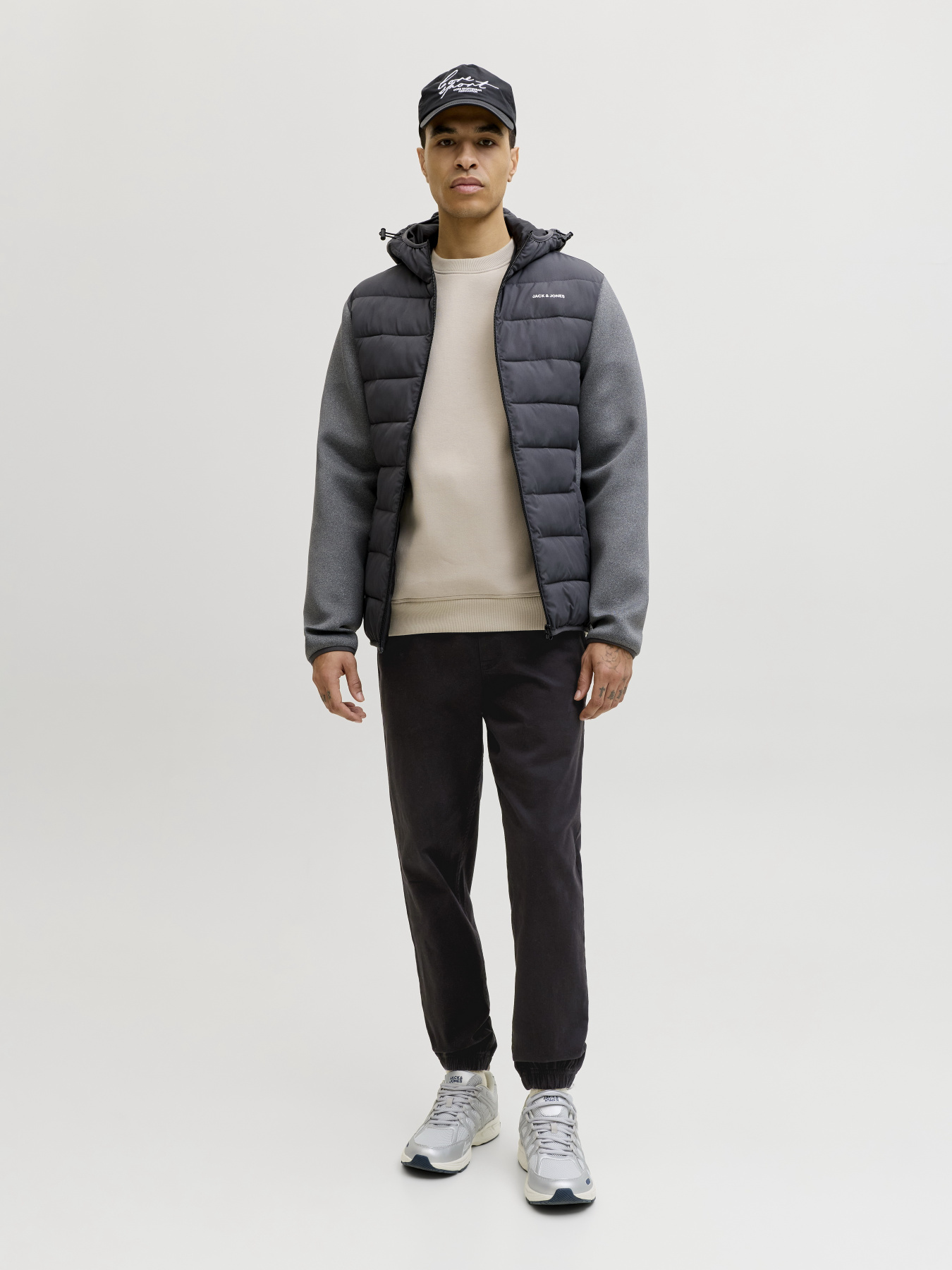 Брюки JACK & JONES GORDON DYLAN JOGGER модель 12288471_Black Фото