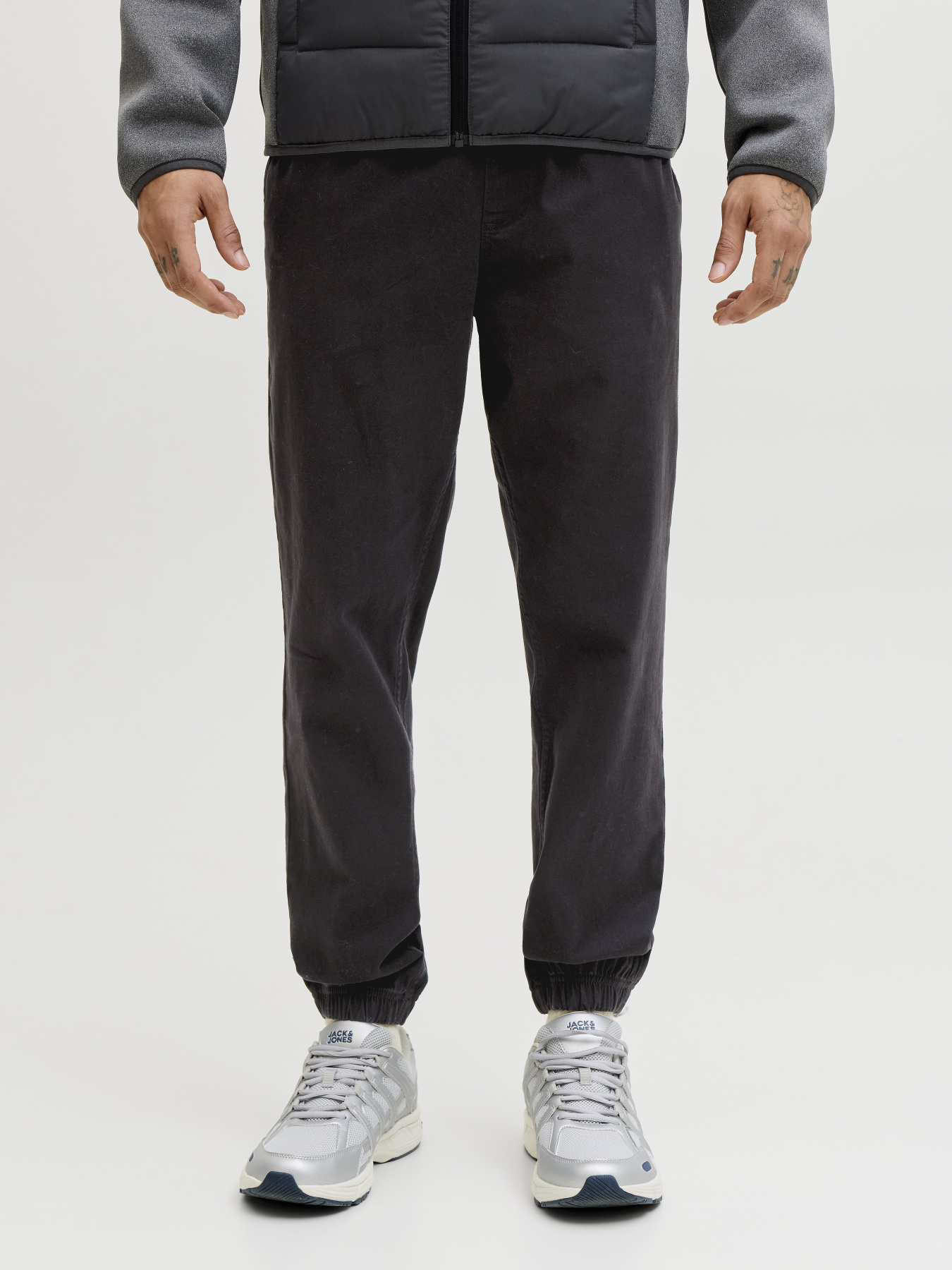 Брюки JACK & JONES GORDON DYLAN JOGGER модель 12288471_Black Фото