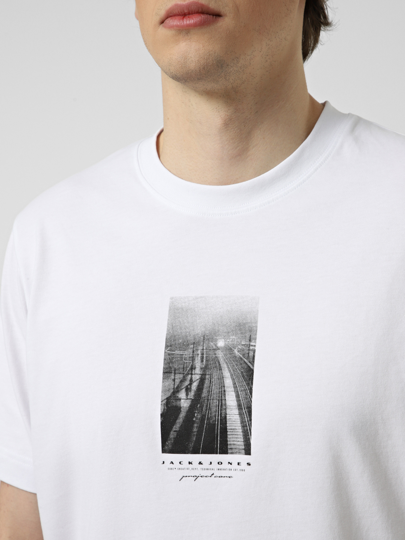 Футболки и поло JACK & JONES FUSION PHOTO PRINT TEE модель 12289870_Bright White Фото