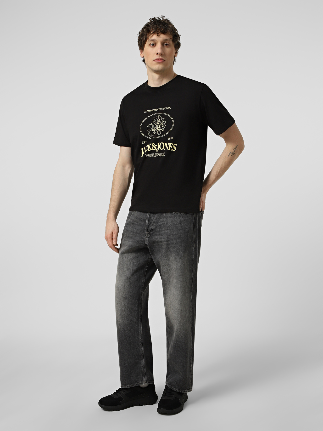 Футболки и поло JACK & JONES NANTUCKET TEE модель 12297895_Black Футболки и поло JACK & JONES NANTUCKET TEE модель 12297895_Black Фото