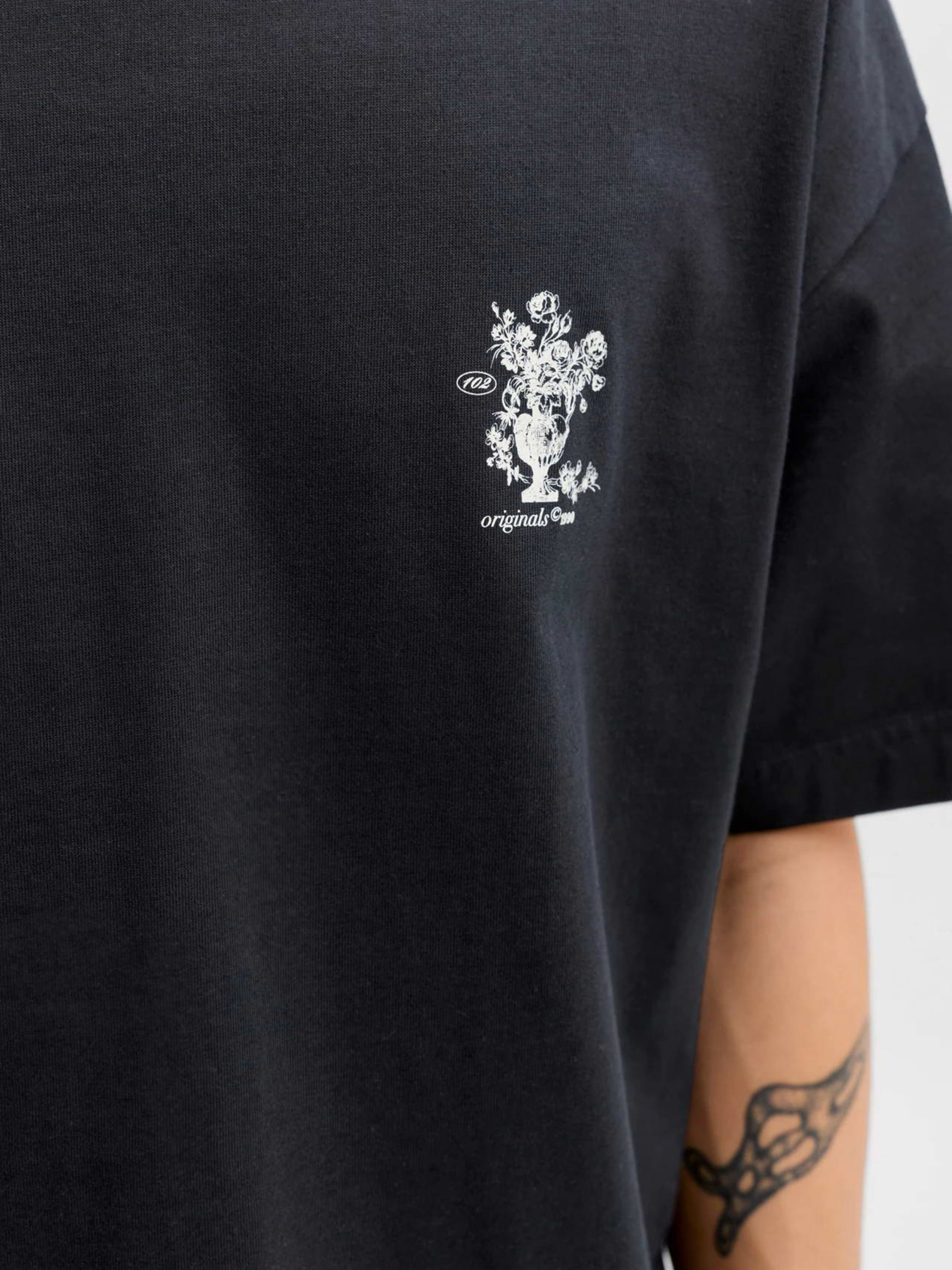 Футболки і поло JACK & JONES MAINE BACK TEE модель 12291780_Black Футболки і поло JACK & JONES MAINE BACK TEE модель 12291780_Black Фото