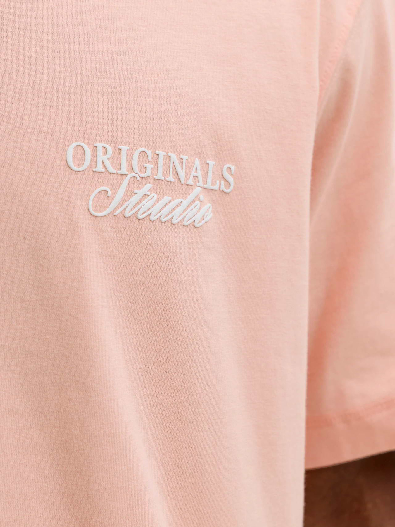 Футболки и поло JACK & JONES MAINE BACK TEE модель 12291780_Peach Melba Футболки и поло JACK & JONES MAINE BACK TEE модель 12291780_Peach Melba Фото