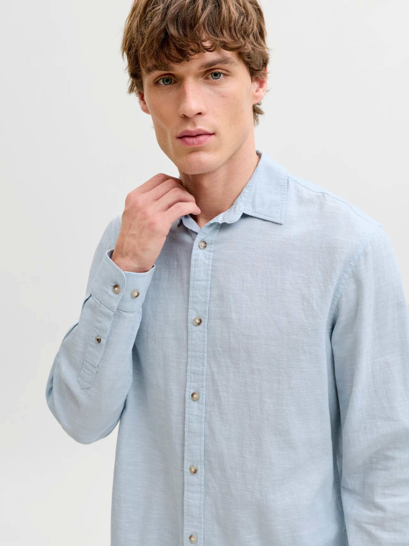 Рубашки JACK & JONES SUMMER LINEN BLEND SHIRT модель 12289174_Celestial Blue Рубашки JACK & JONES SUMMER LINEN BLEND SHIRT модель 12289174_Celestial Blue Фото