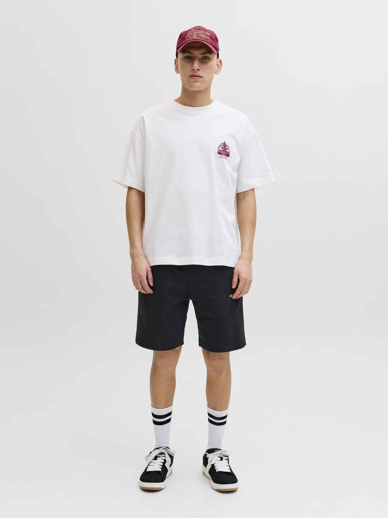 Шорты JACK & JONES KARL NORREBRO SWEAT SHORTS модель 12292565_Black Фото