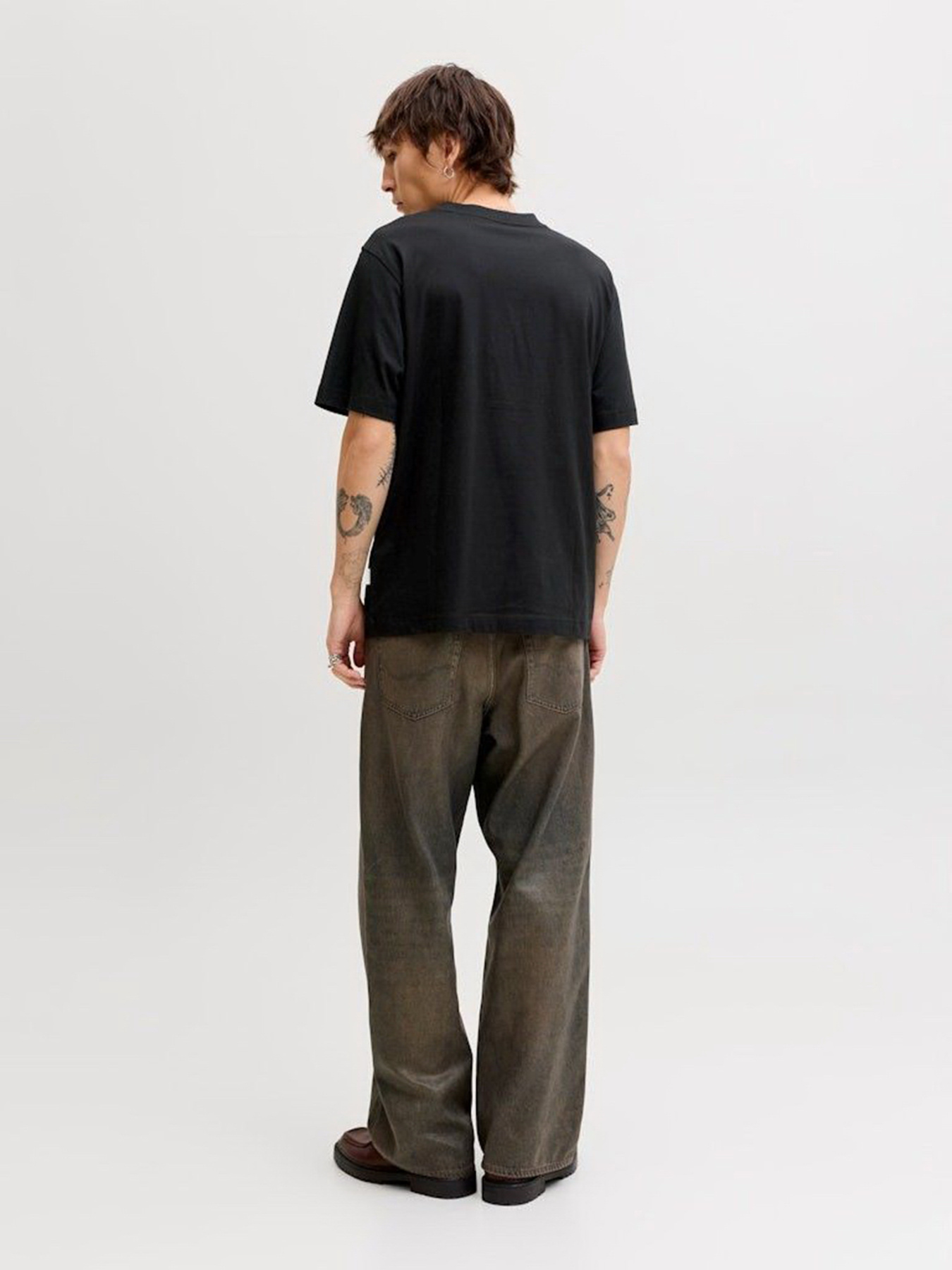 Футболки и поло JACK & JONES NORREBRO PHOTO TEE модель 12291022_Black Main2 26 Футболки и поло JACK & JONES NORREBRO PHOTO TEE модель 12291022_Black Main2 26 Фото